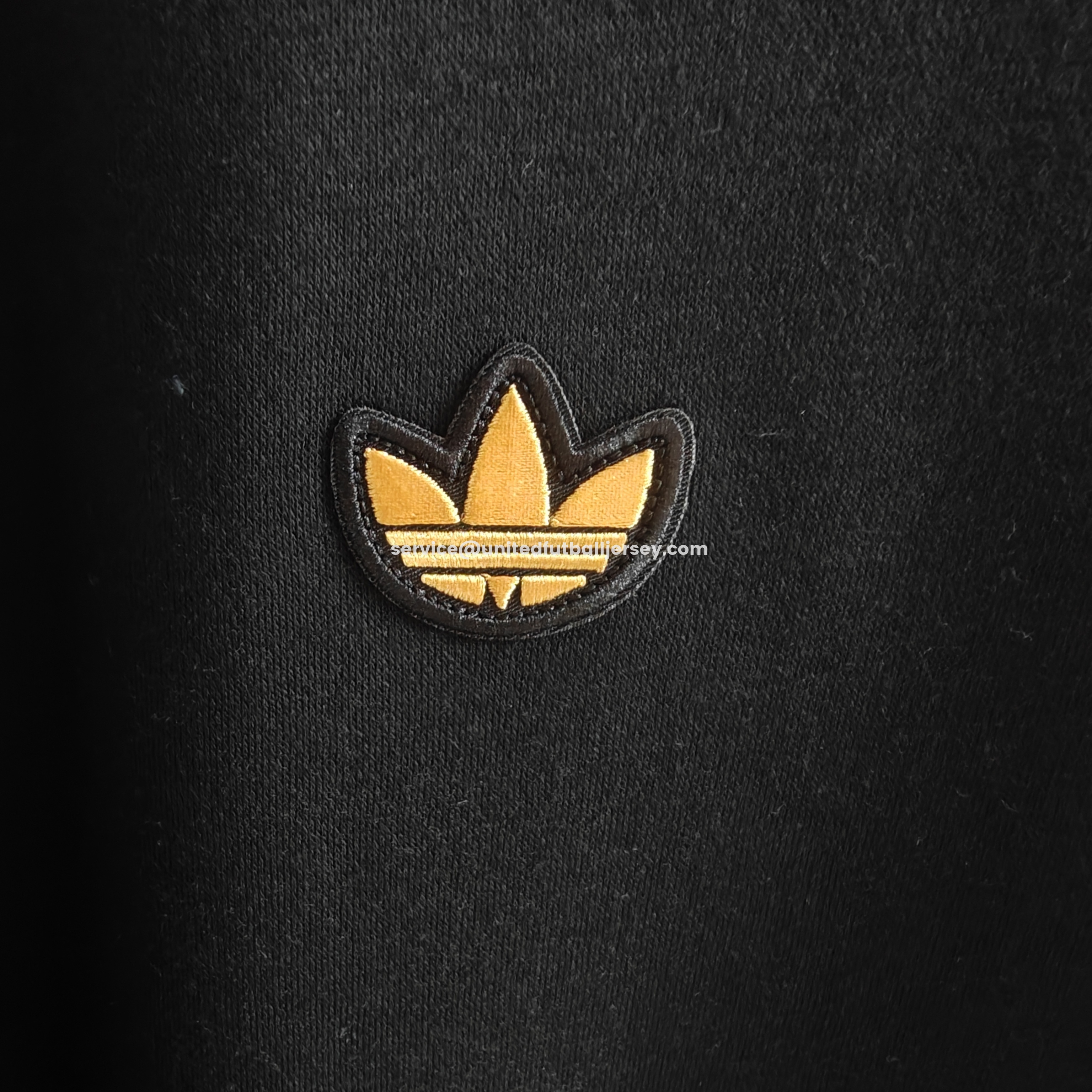Manchester United 25-26 Originals Terrace Icon Unisex Pullover Hoodie with Yellow Logo - UnitedFutballJersey