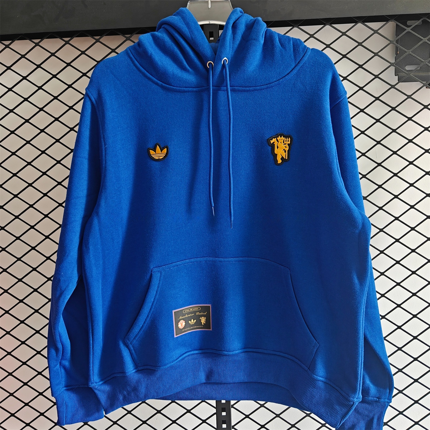 Manchester United 25-26 Originals Terrace Icon Unisex Pullover Hoodie with Yellow Logo - UnitedFutballJersey