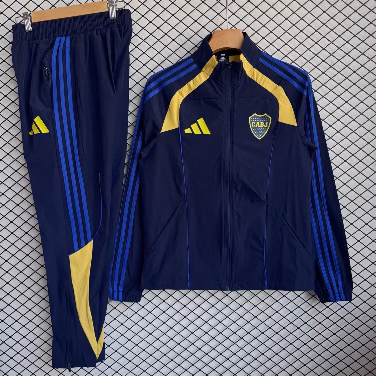 Boca Juniors 25-26 Windbreaker Training Set - Deep Blue Top and Pants - UnitedFutballJersey