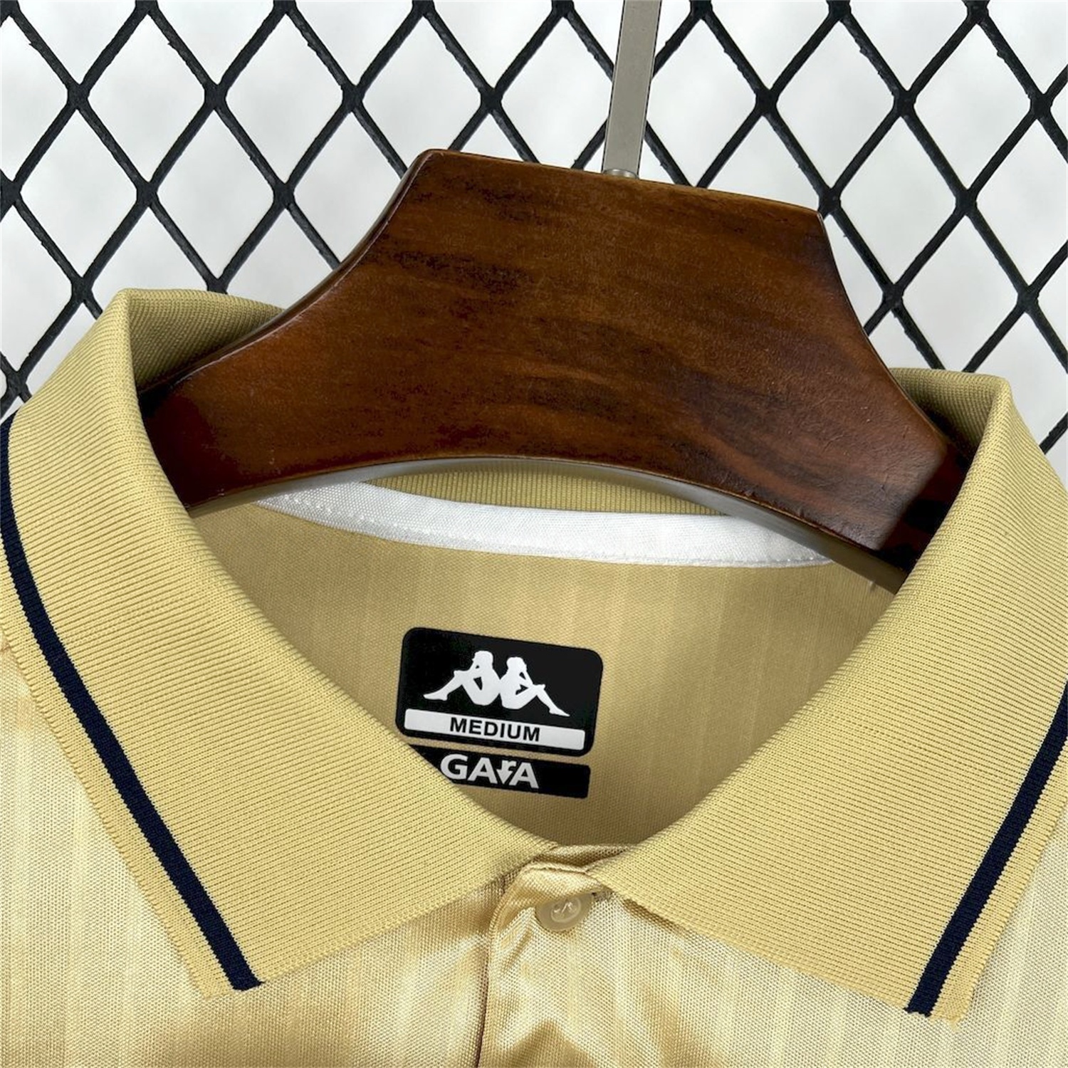 FC Versailles 25-26 Gold L'Élégant Special Jersey - Fans Version - UnitedFutballJersey