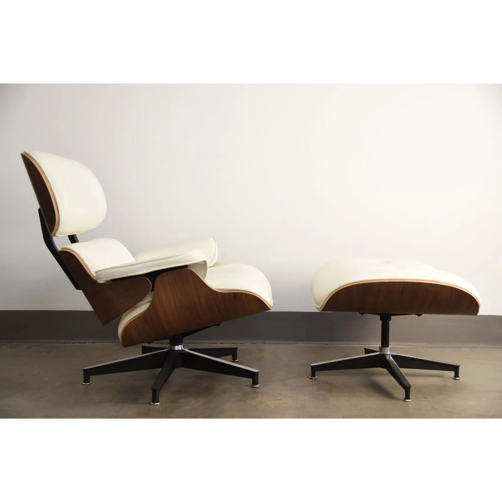 walnut lounger lounger