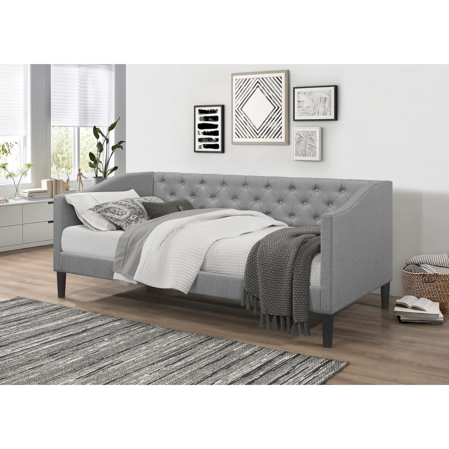 Gianna Upholstered Twin Daybed
