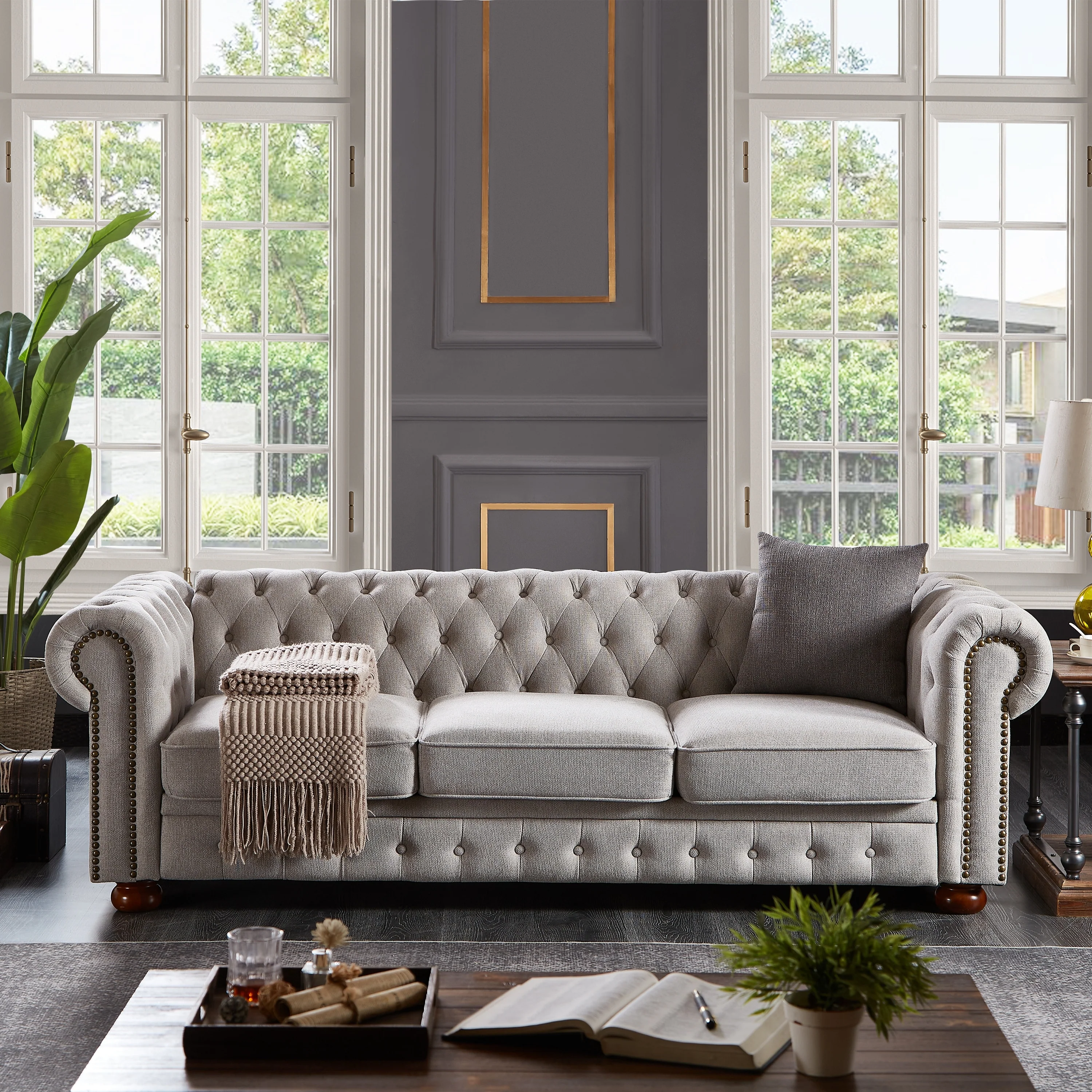 Chesterfield sofa in linen fabric
