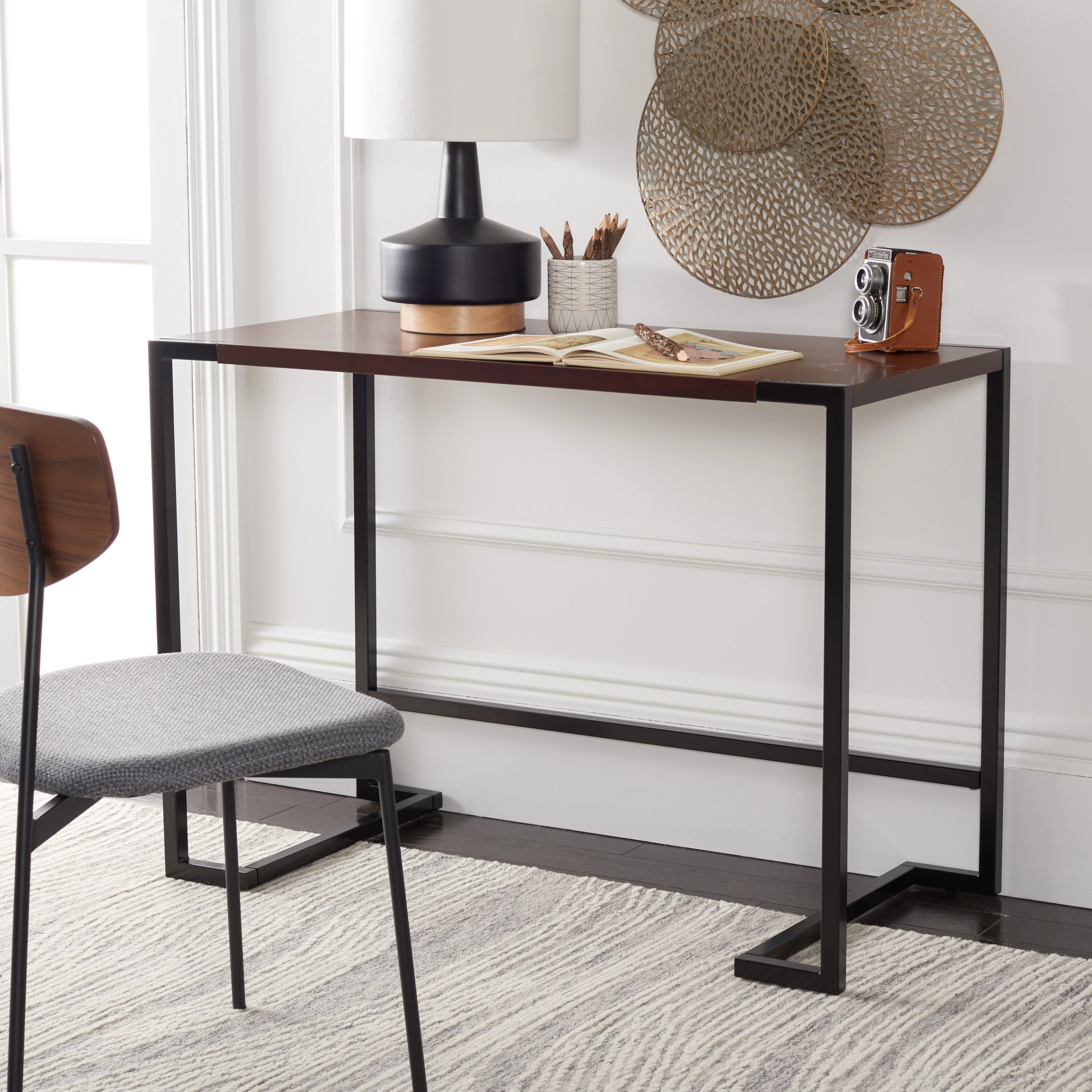 SAFAVIEH Berneice Desk