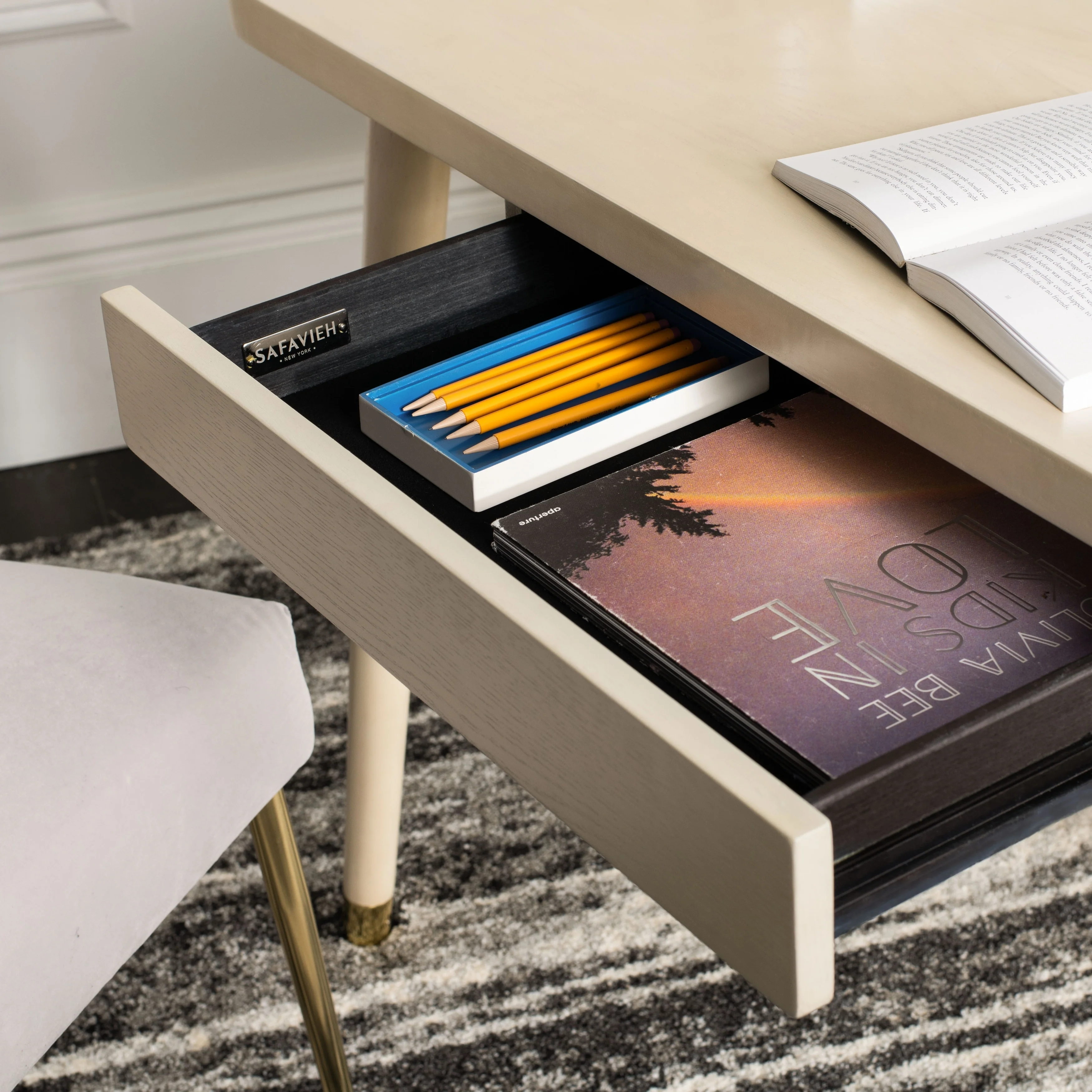 SAFAVIEH Lilyan Single Drawer Desk