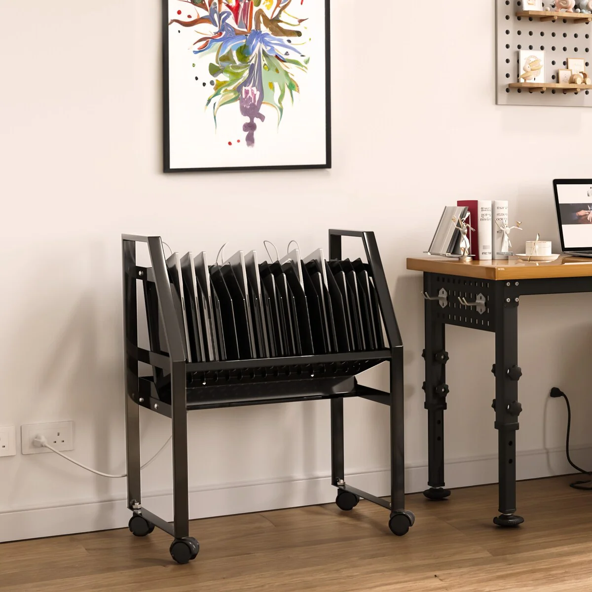Moasis Metal Charging Stand