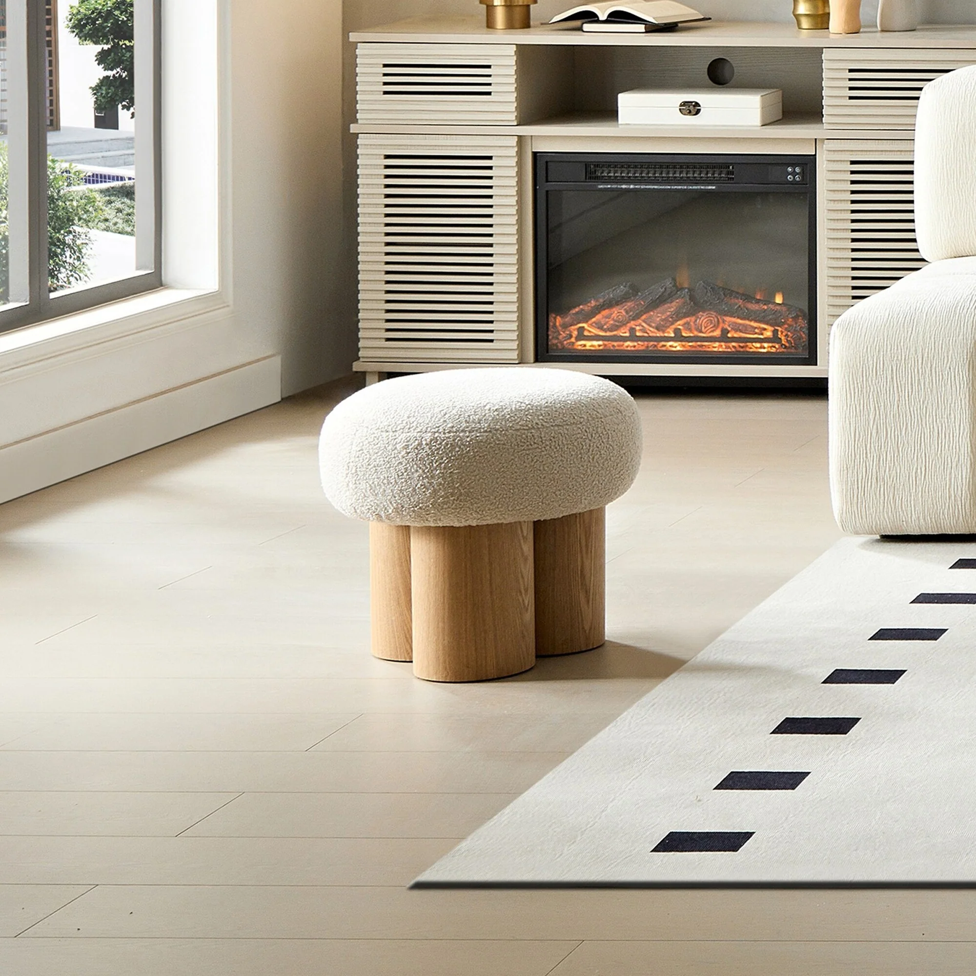 Mushroom stool, grieg plush cushion