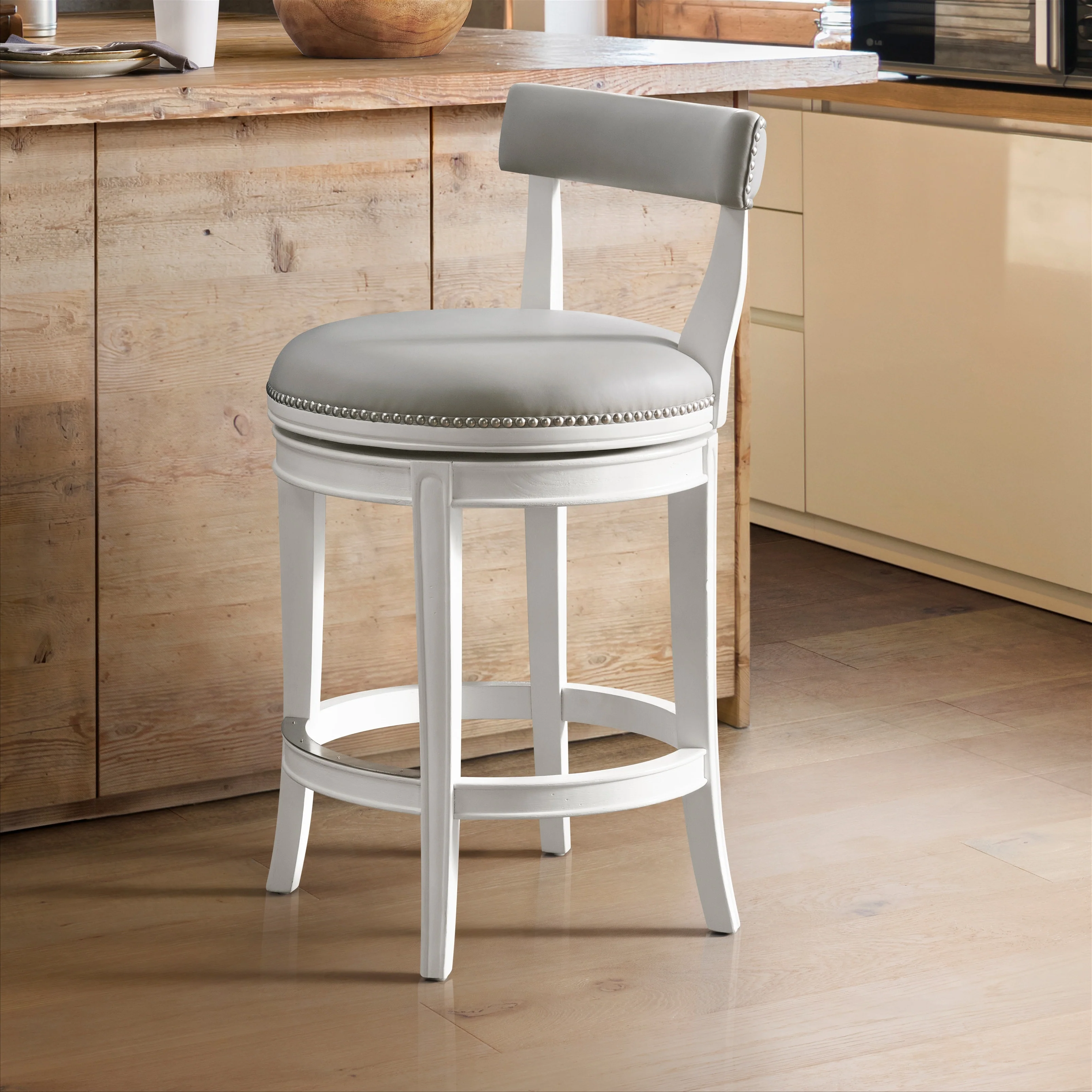 Hanover Swivel Bar Stool