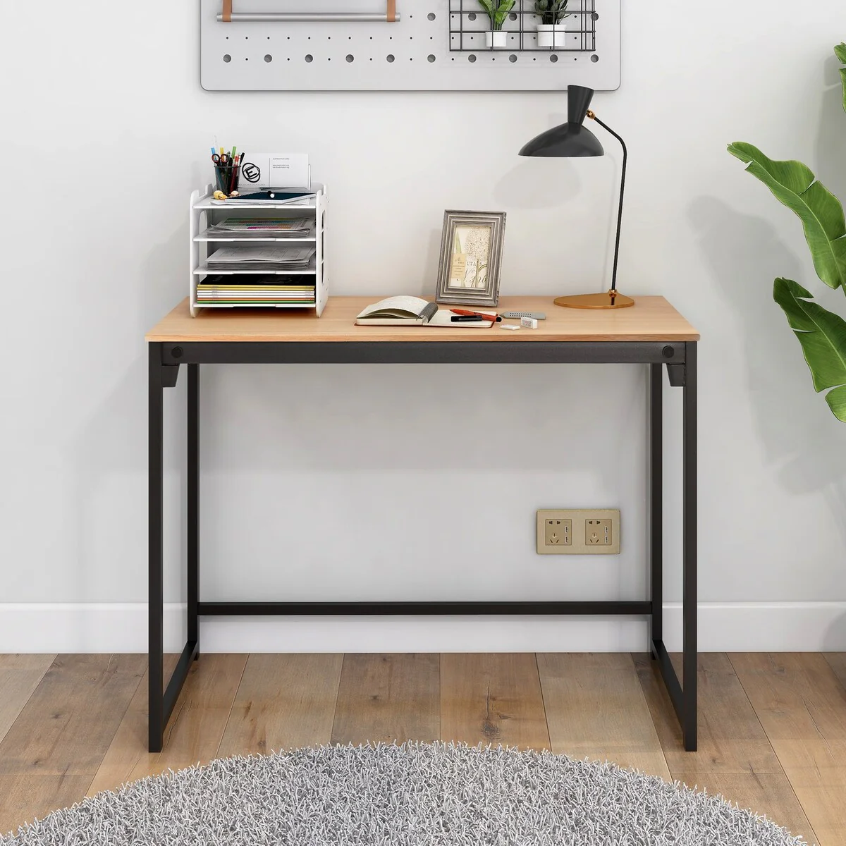 White Metal and Wood Desk