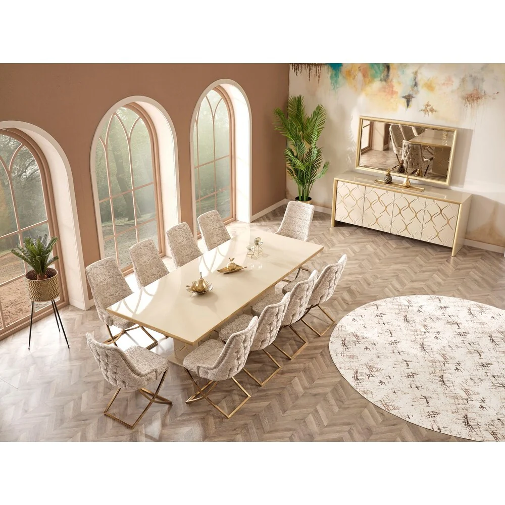 Nestio Traditional Dining Room Table