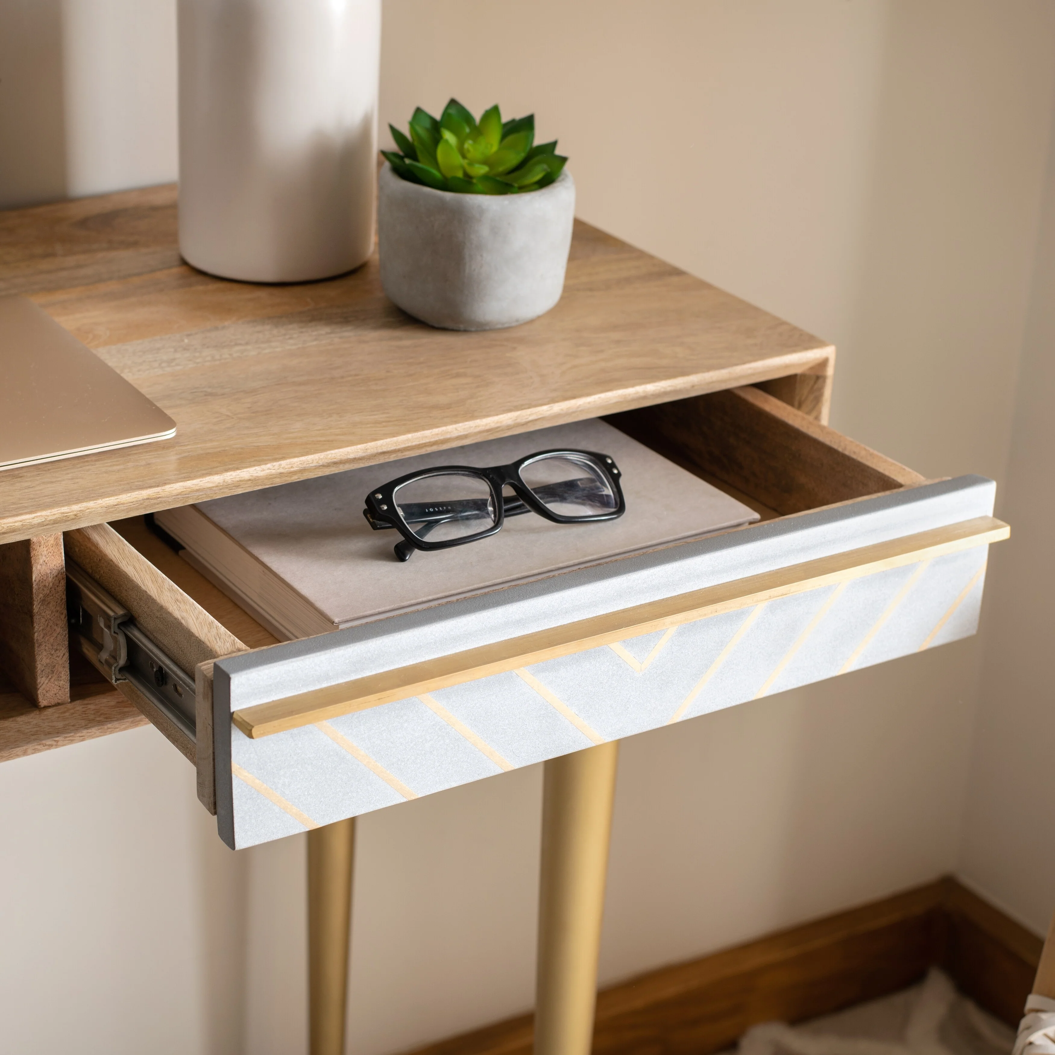 SAFAVIEH Raida Modern Glam Desk
