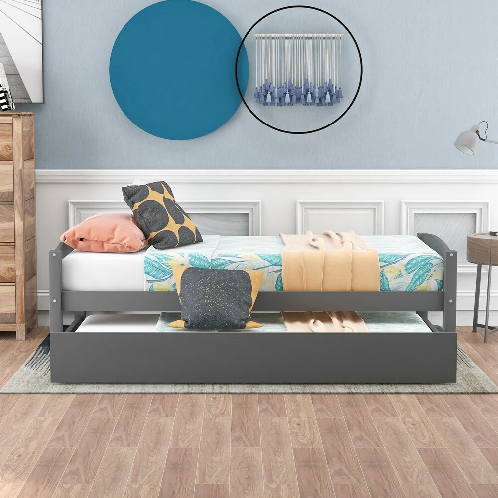 Wooden Daybed with Trundle