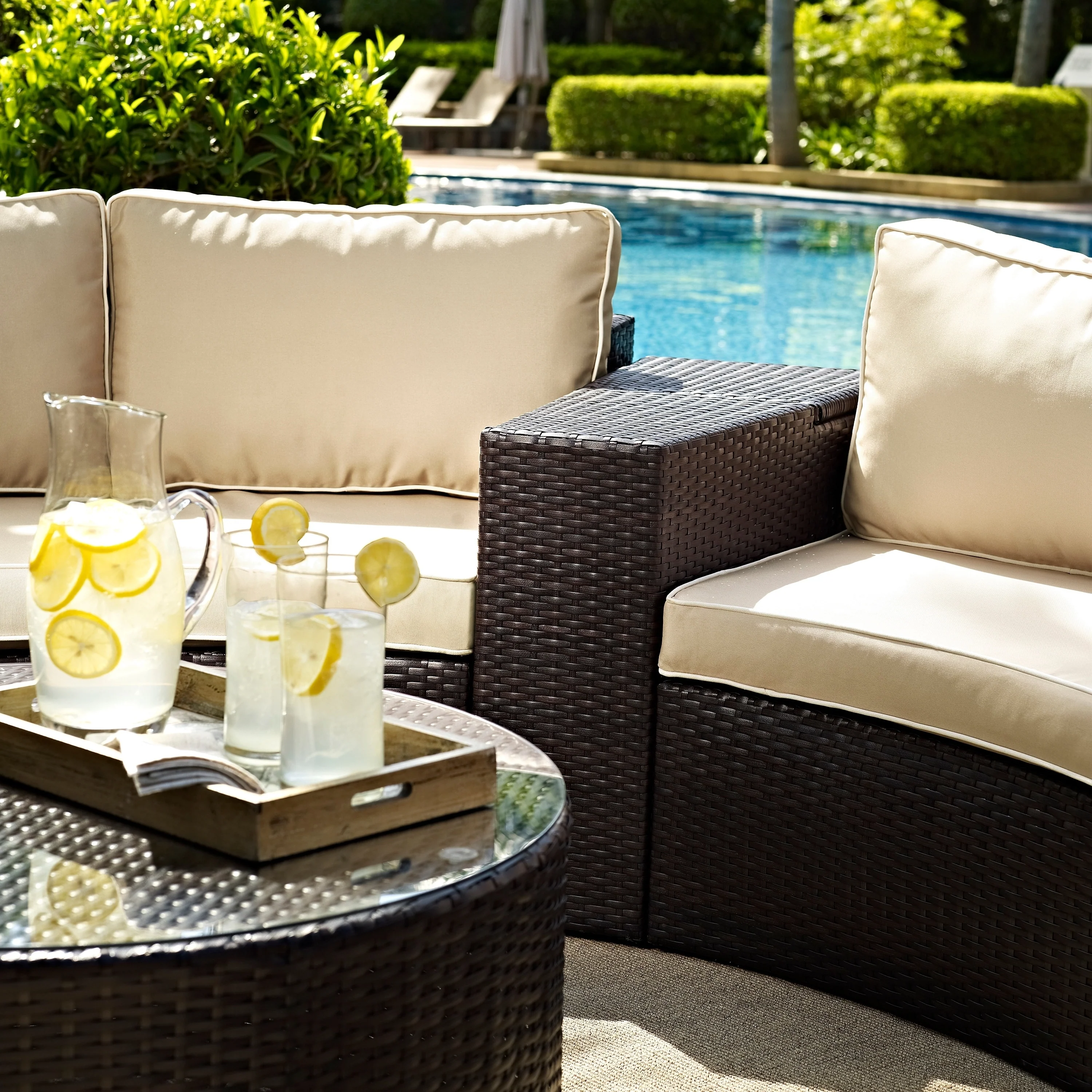 Catalina Wicker Outdoor Arm Table