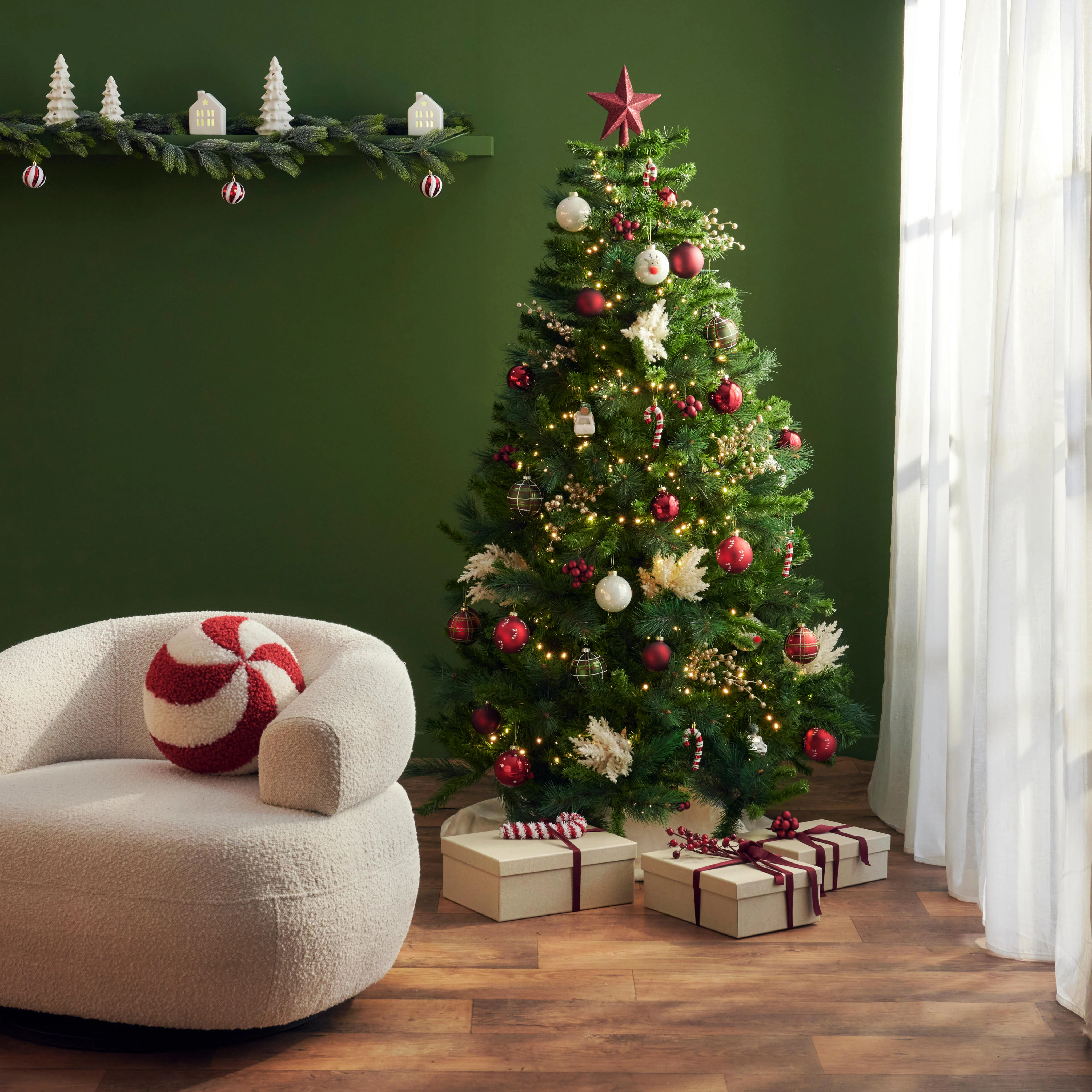 ROYAL Kerstboom groenH 180 cm - Ø 117 cm