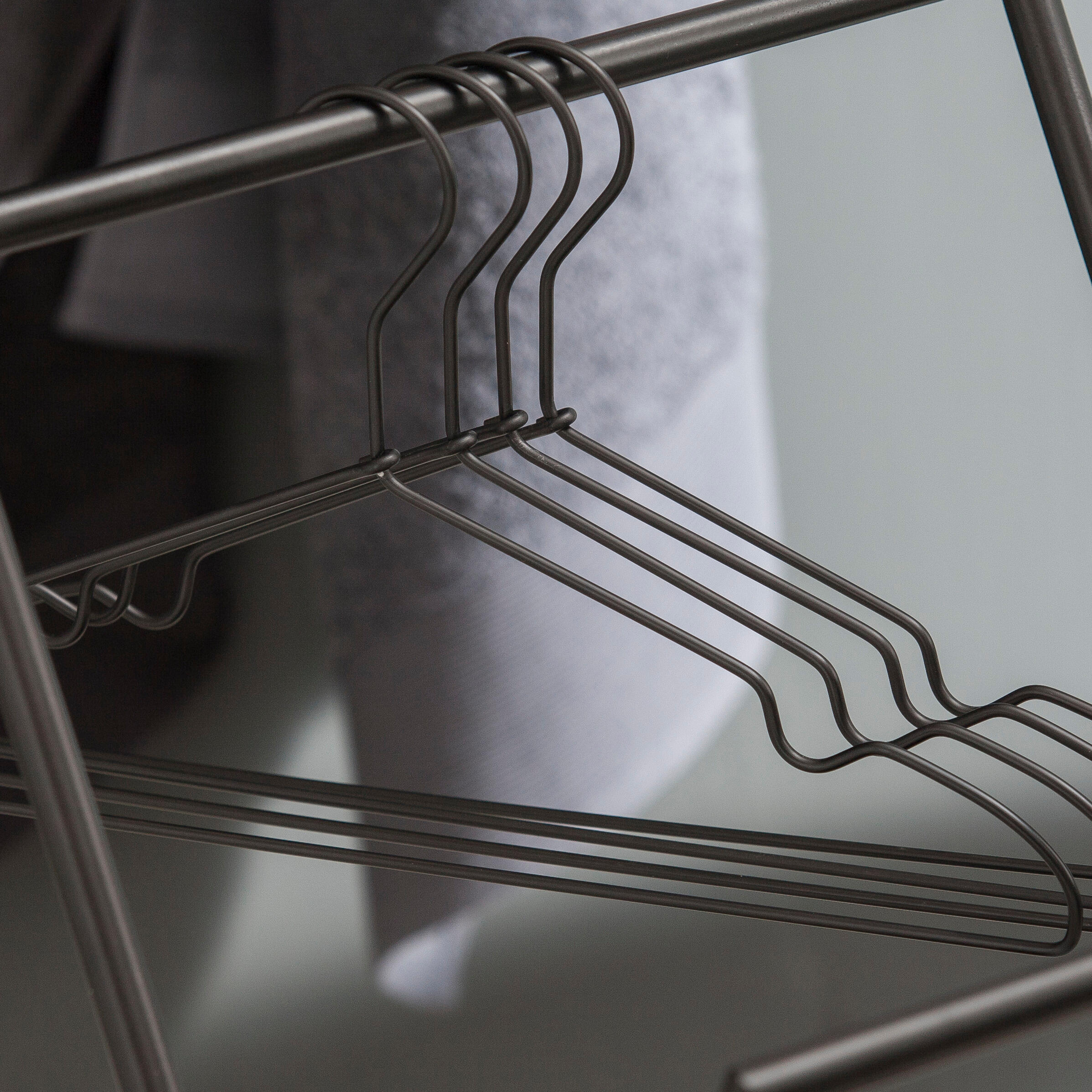 INFINITY BLACK Kleerhangers set van 4 zwartH 21,5 x B 41 cm - CASA