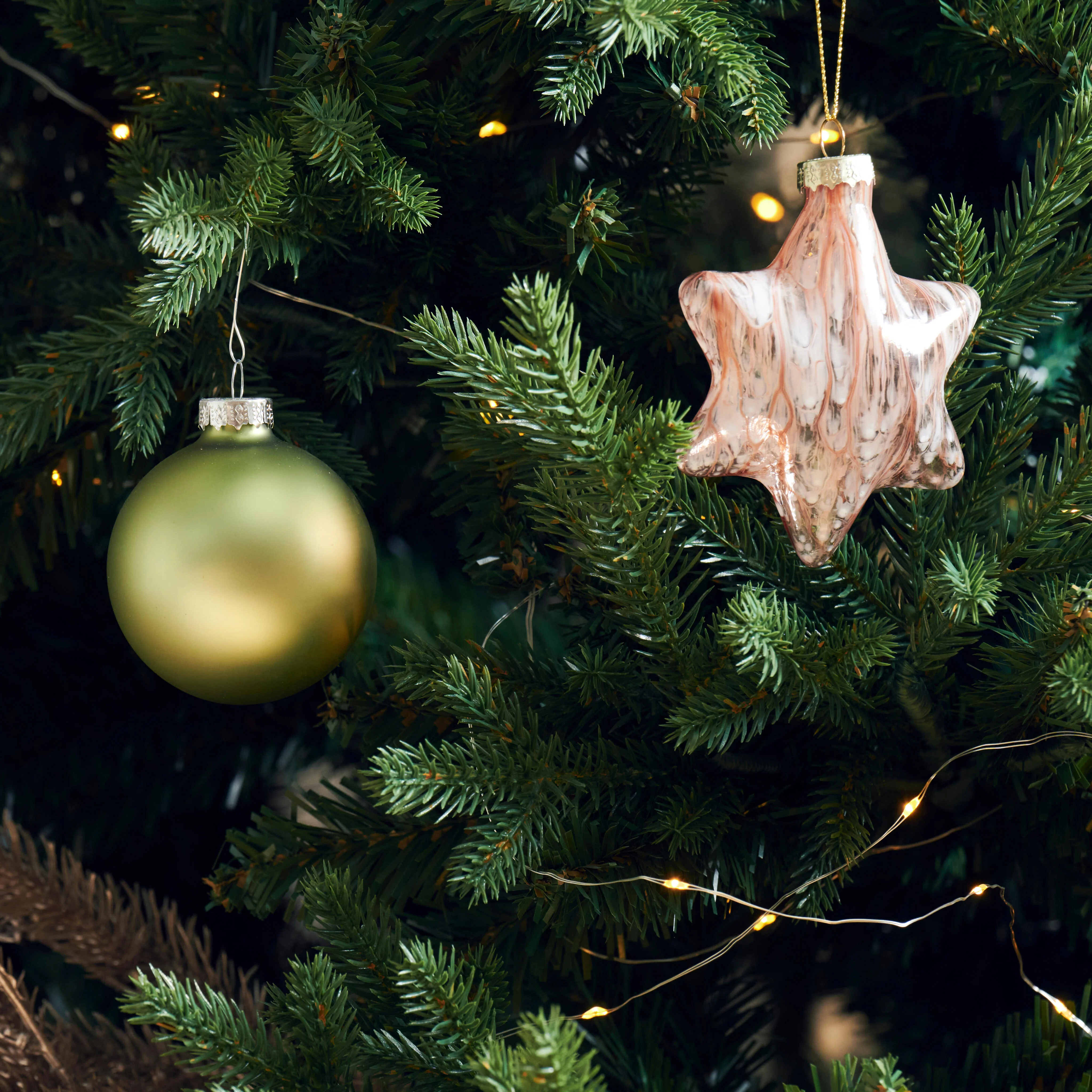 EUCALYPTUS Kerstbal groenØ 6 cm