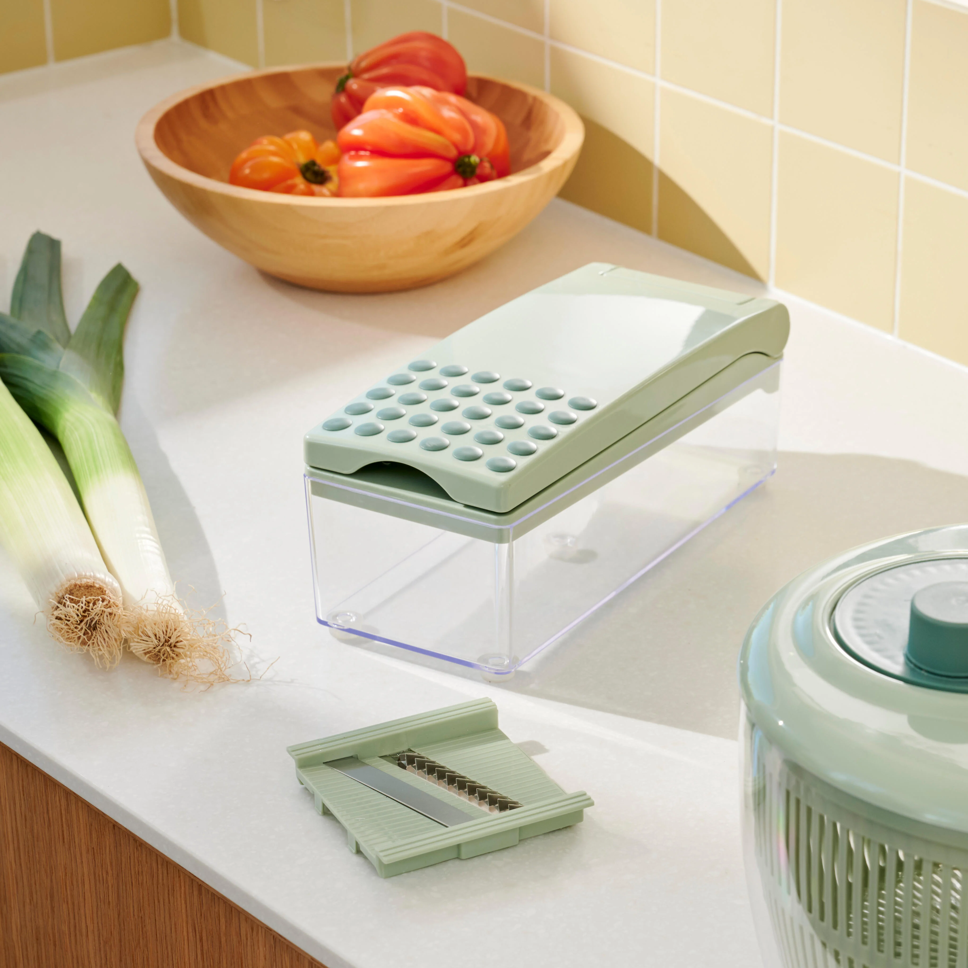 CUISINO Multi chopper groen, muntH 11 x B 11,3 x L 27 cm