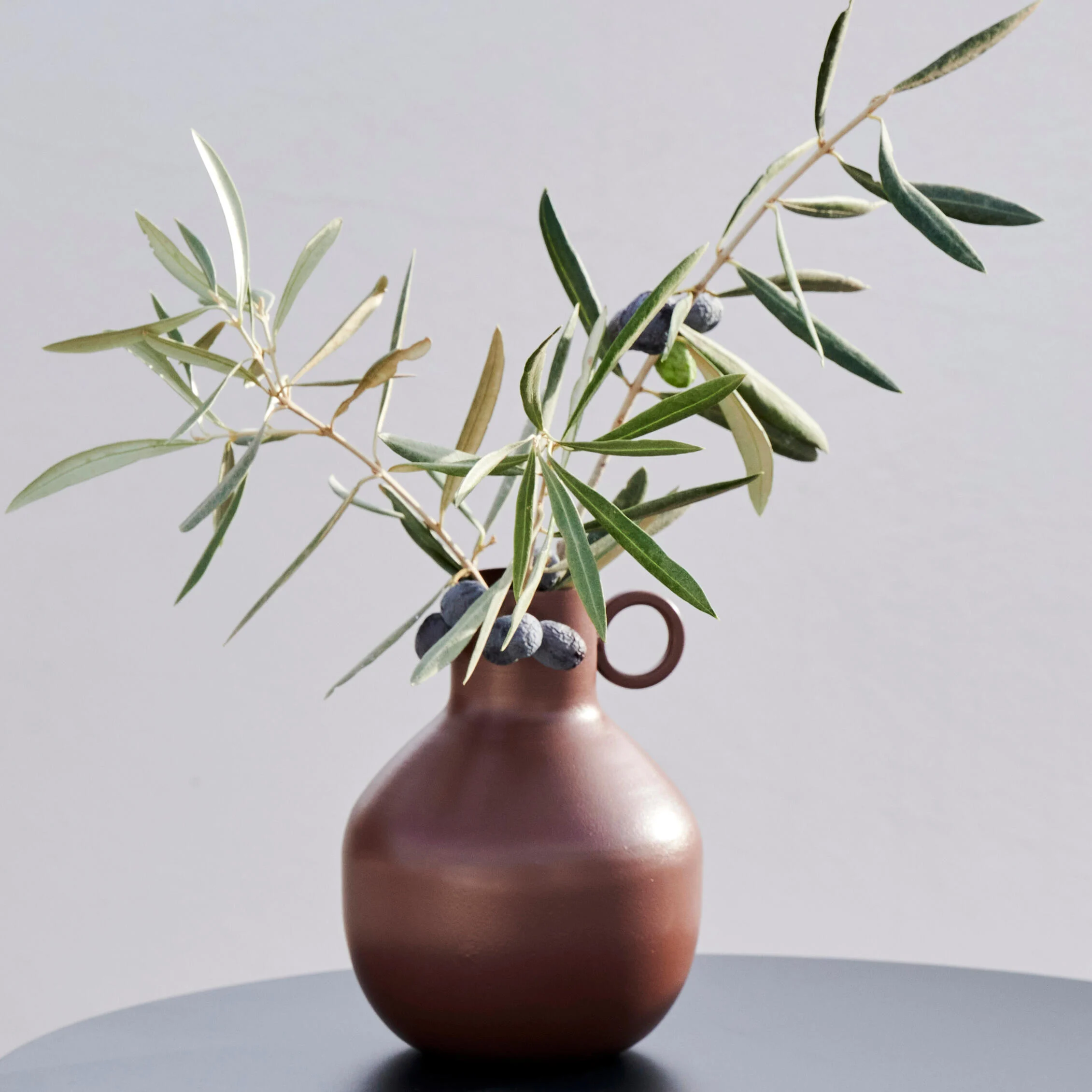 RONDO Vaas donkerbruinH 15 cm - Ø 11 cm
