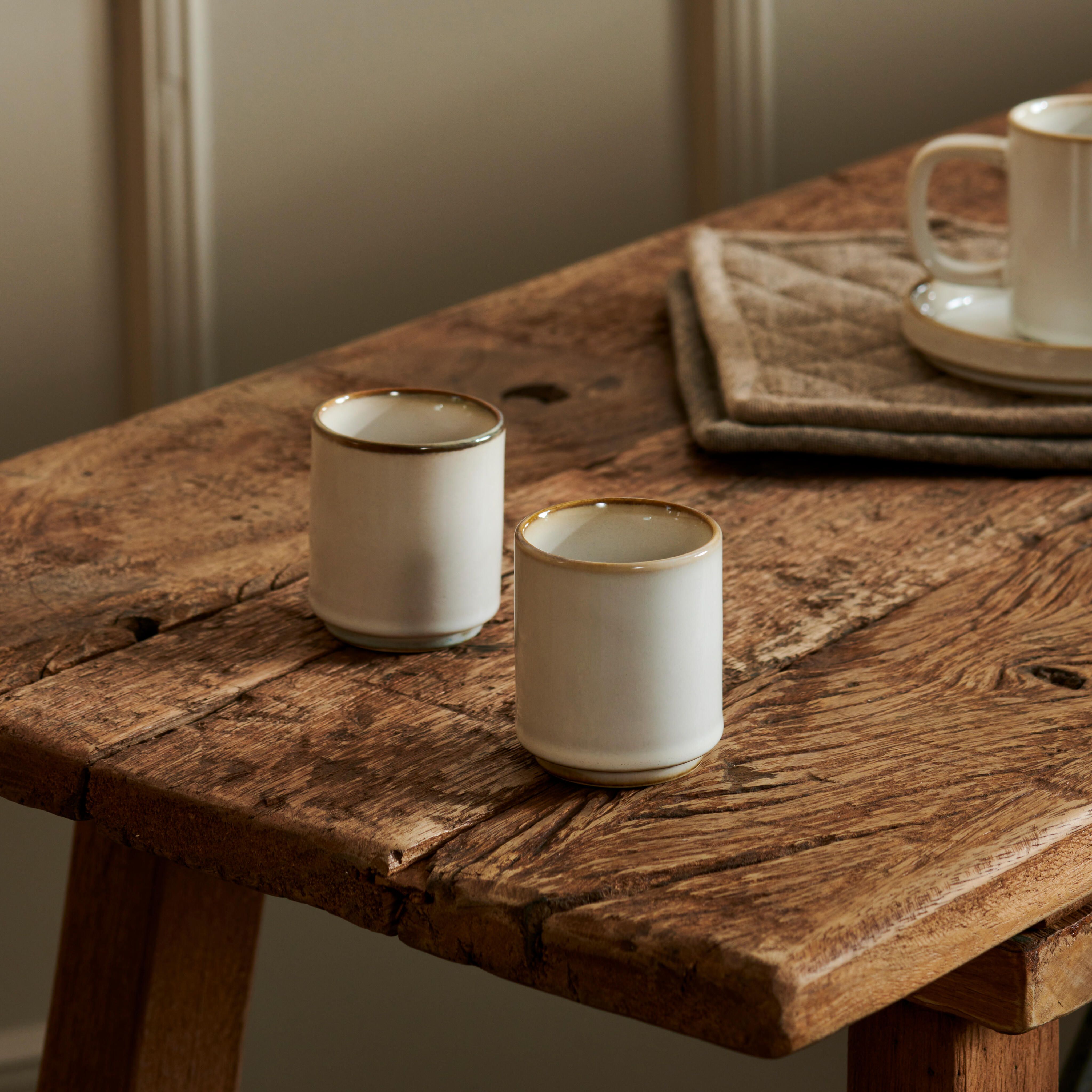 MINERAL MARBLE Espressomok 10 CL wit - set van 4 H 6,6 cm - Ø 6 cm