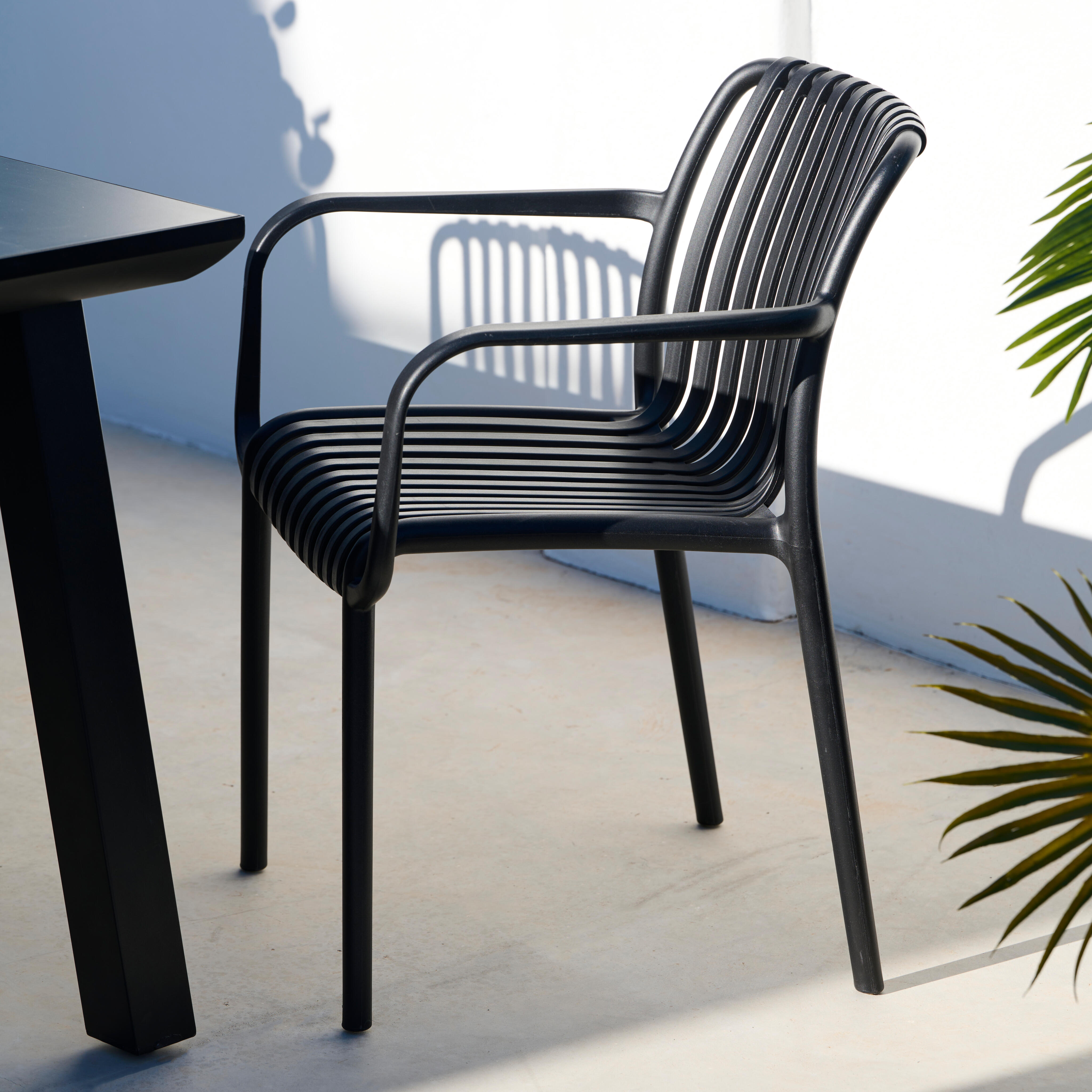 NOMI  Stoel zwartH 79,5 x B 52 x D 57 cm