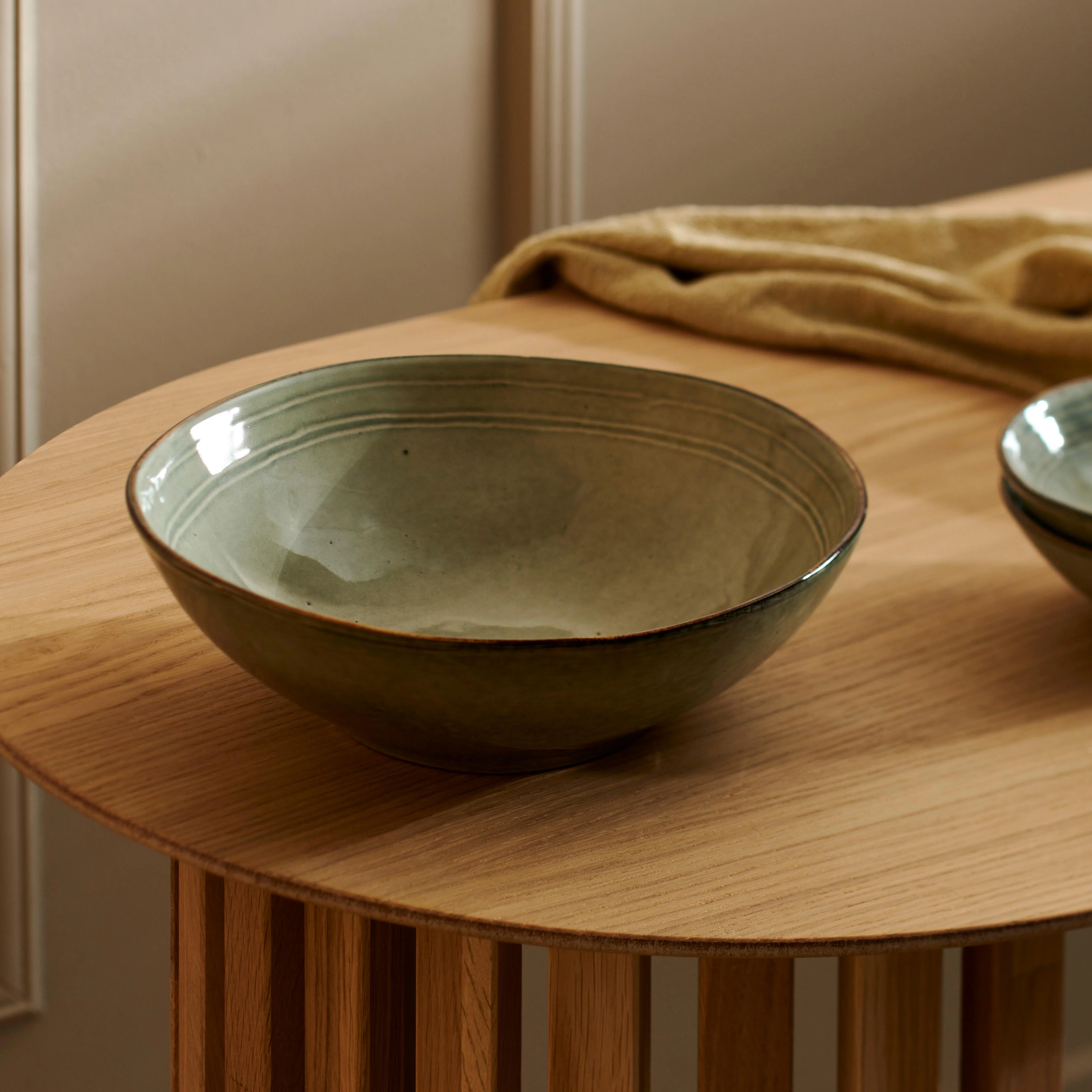 EARTH LAGOON Bowl 1,5 L lichtgroen - set van 2 H 6,4 cm - Ø 24 cm