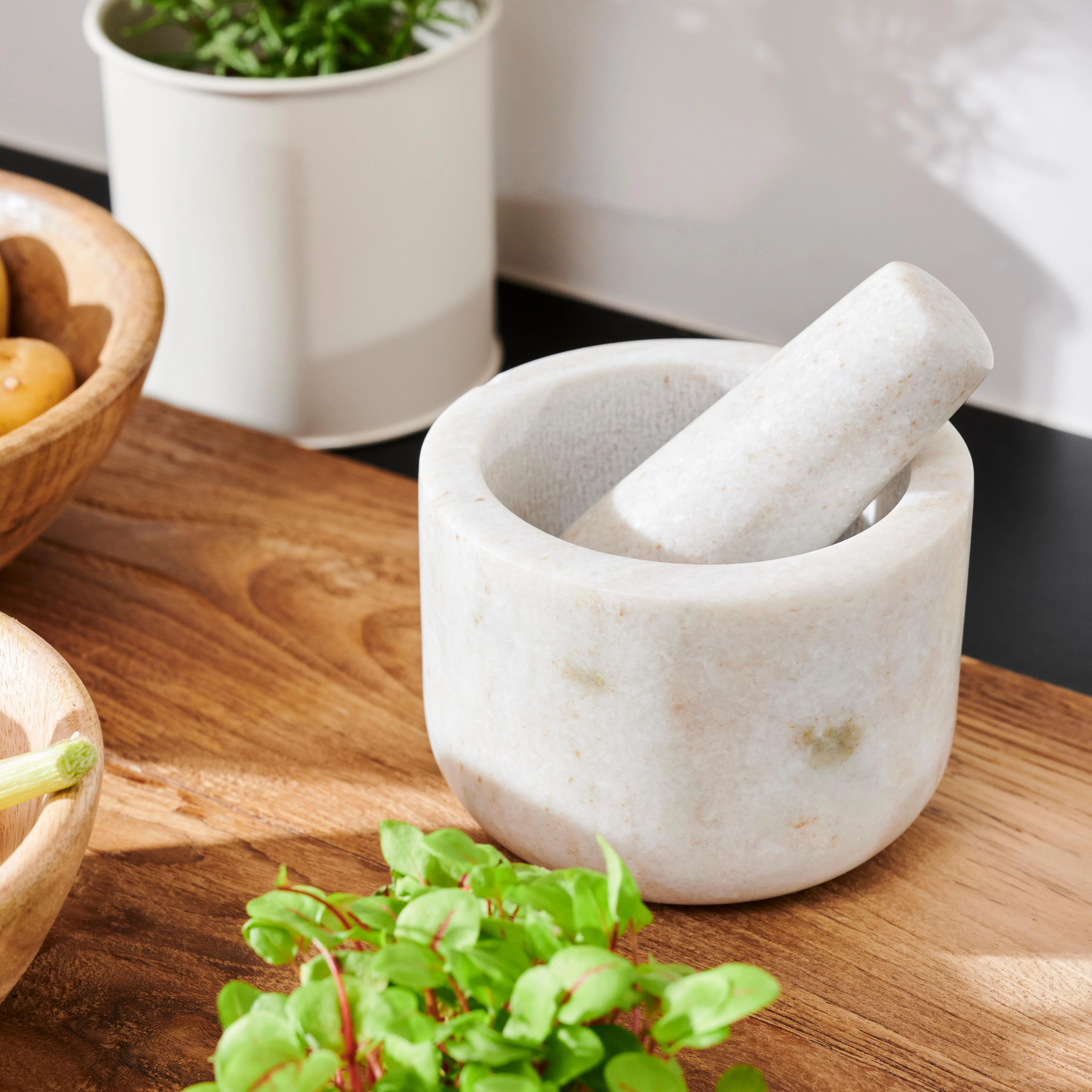 BEIGE GRANITE Vijzel met Stamper beigeH 10 cm - Ø 14 cm - CASA