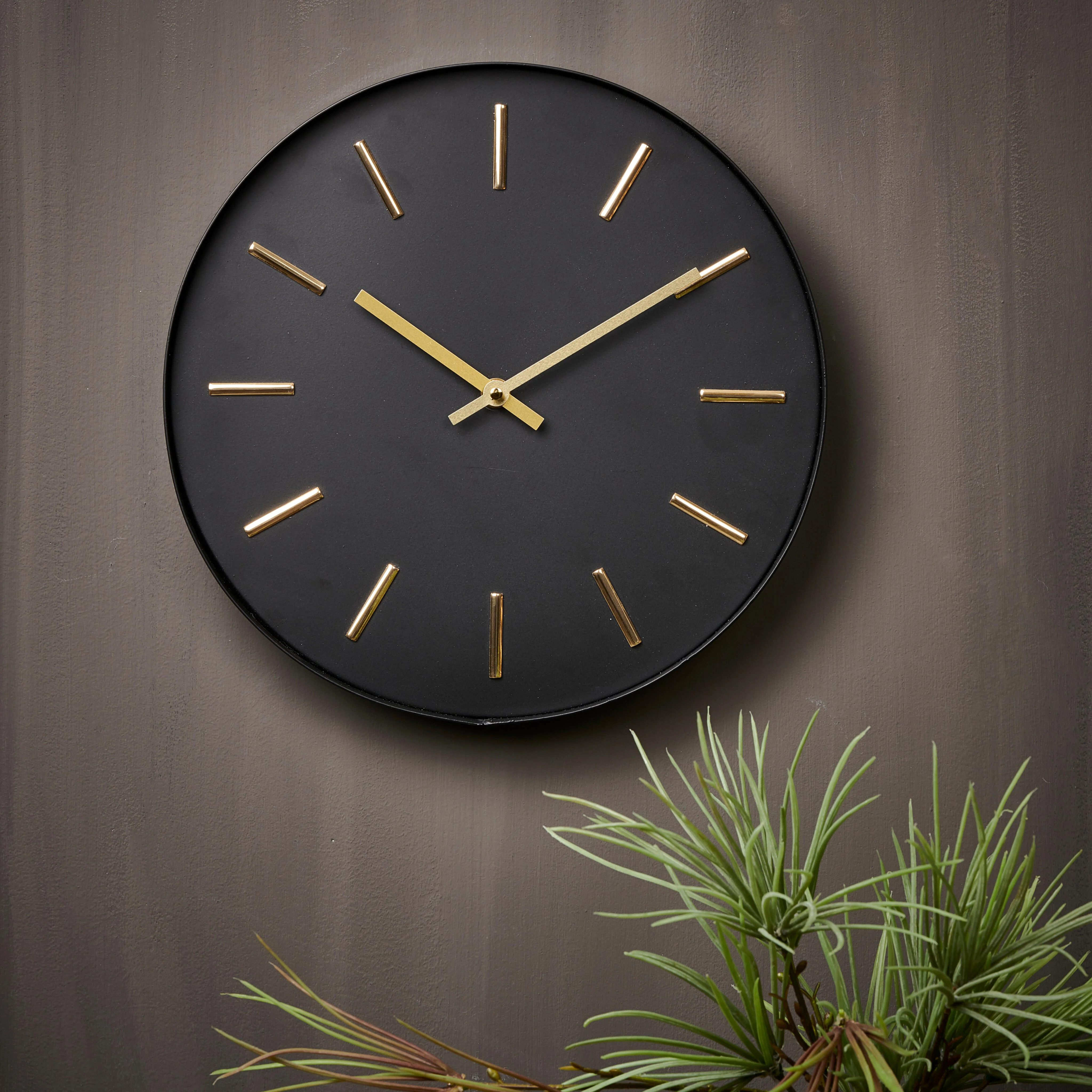 BLACK Wandklok zwartD 3,6 cm - Ø 30 cm