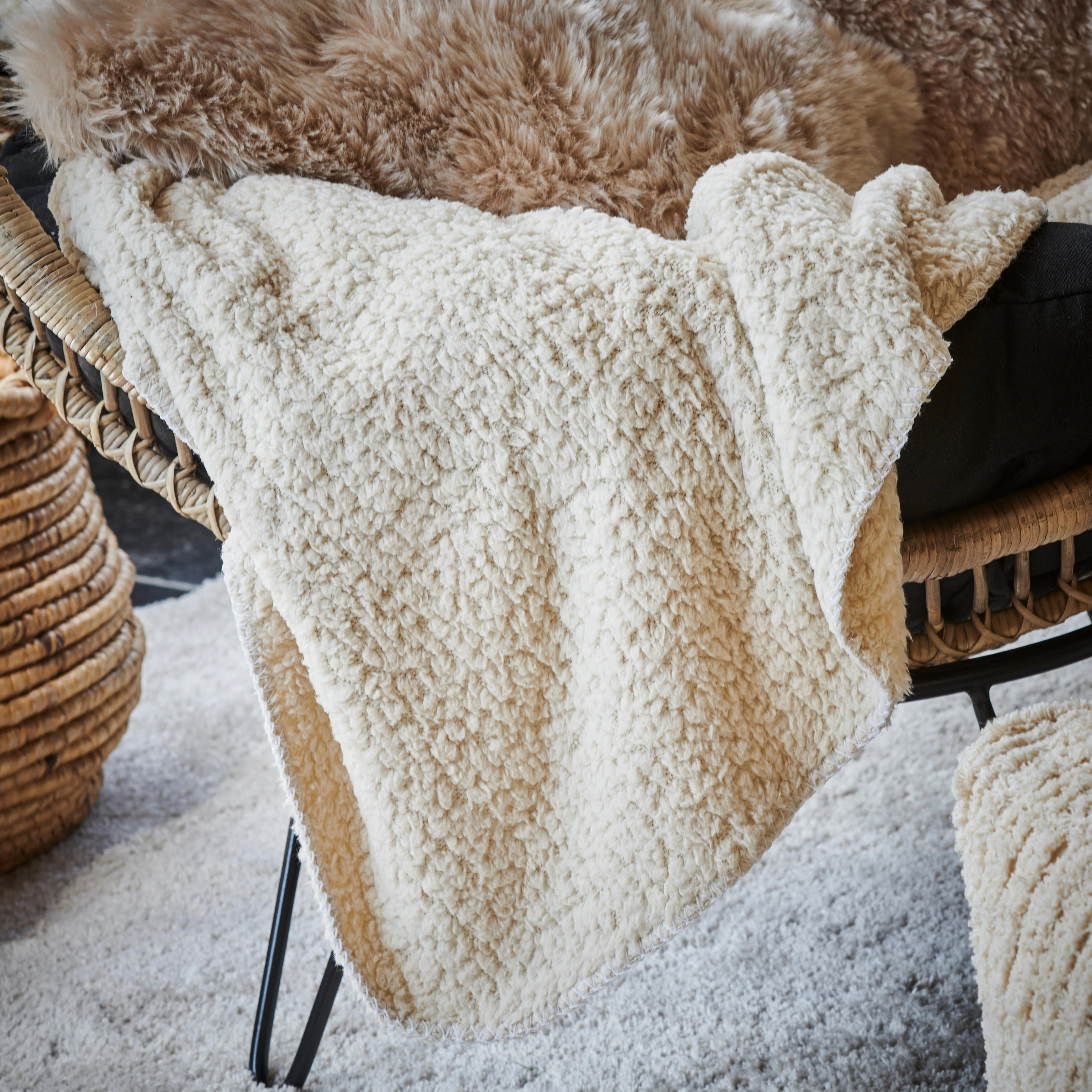 MOUTON Plaid beigeB 130 x L 170 cm