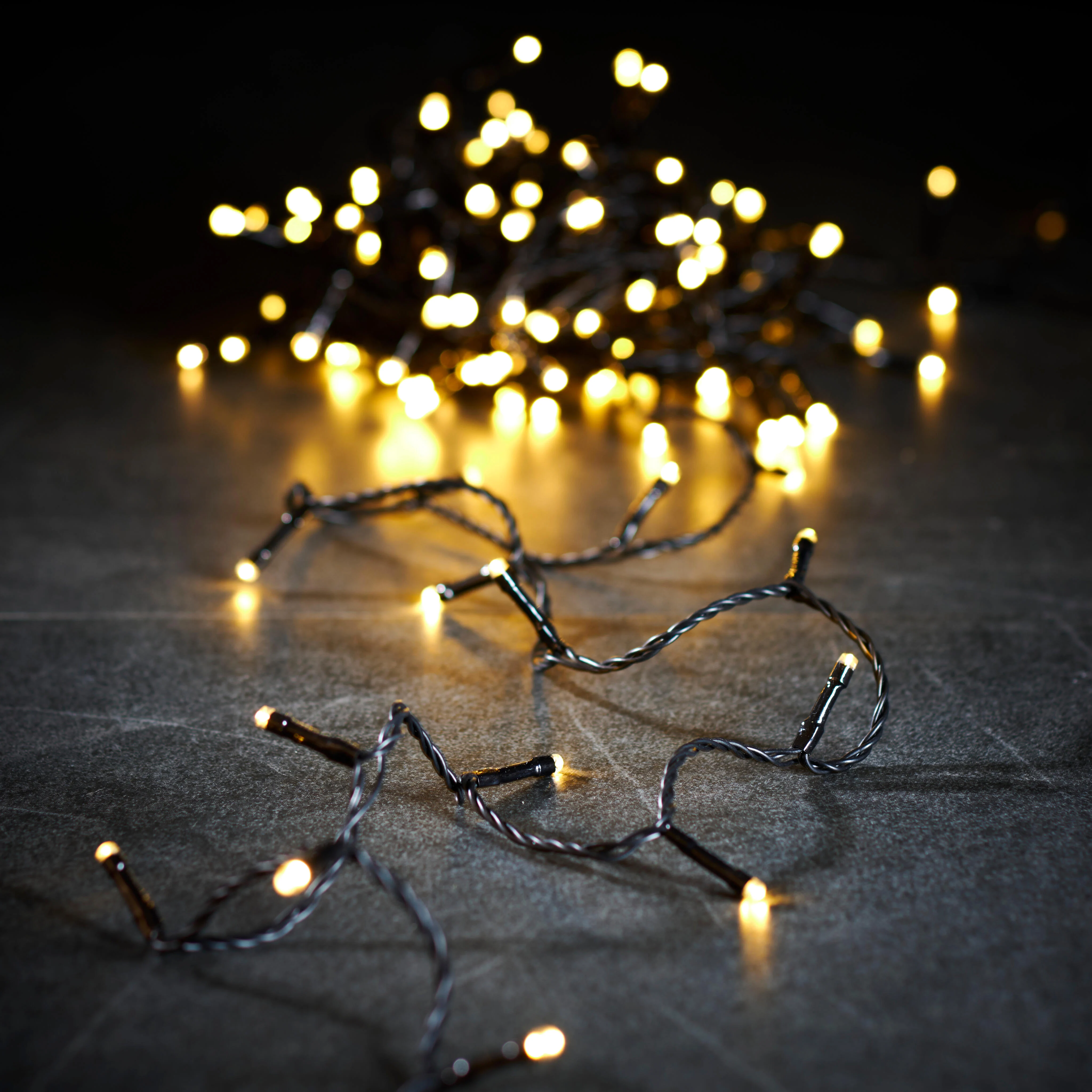 LUZ Lichtsnoer (niet meegeleverd)L 300 cm