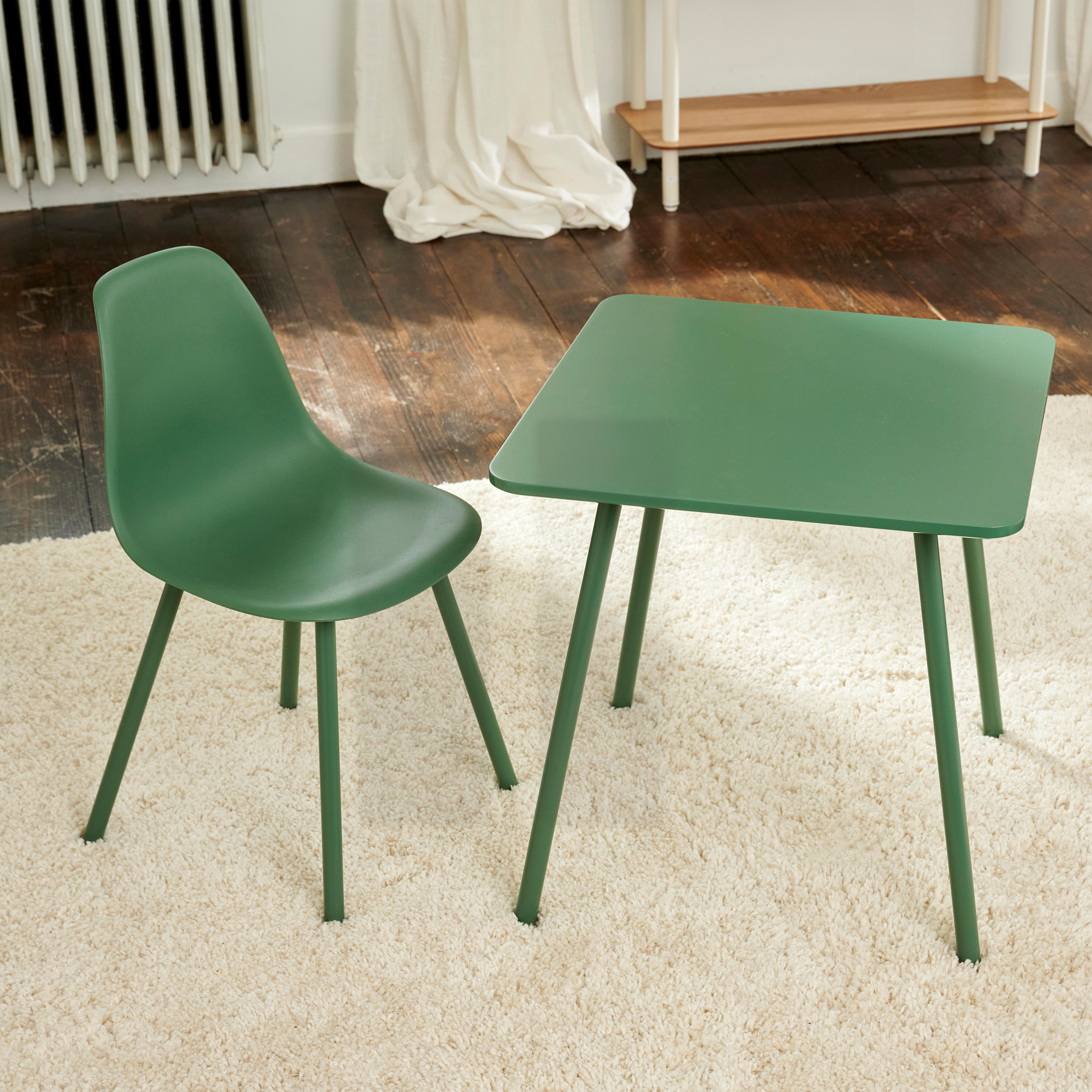 MIKA  Kindertafel groenH 50 x B 45 x L 45 cm