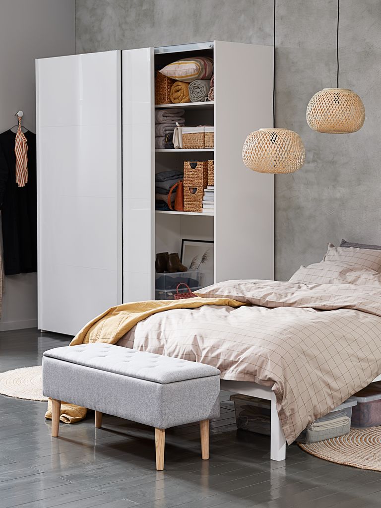 Bench BADSTED w/storage light grey fabric/oak colour - CASA