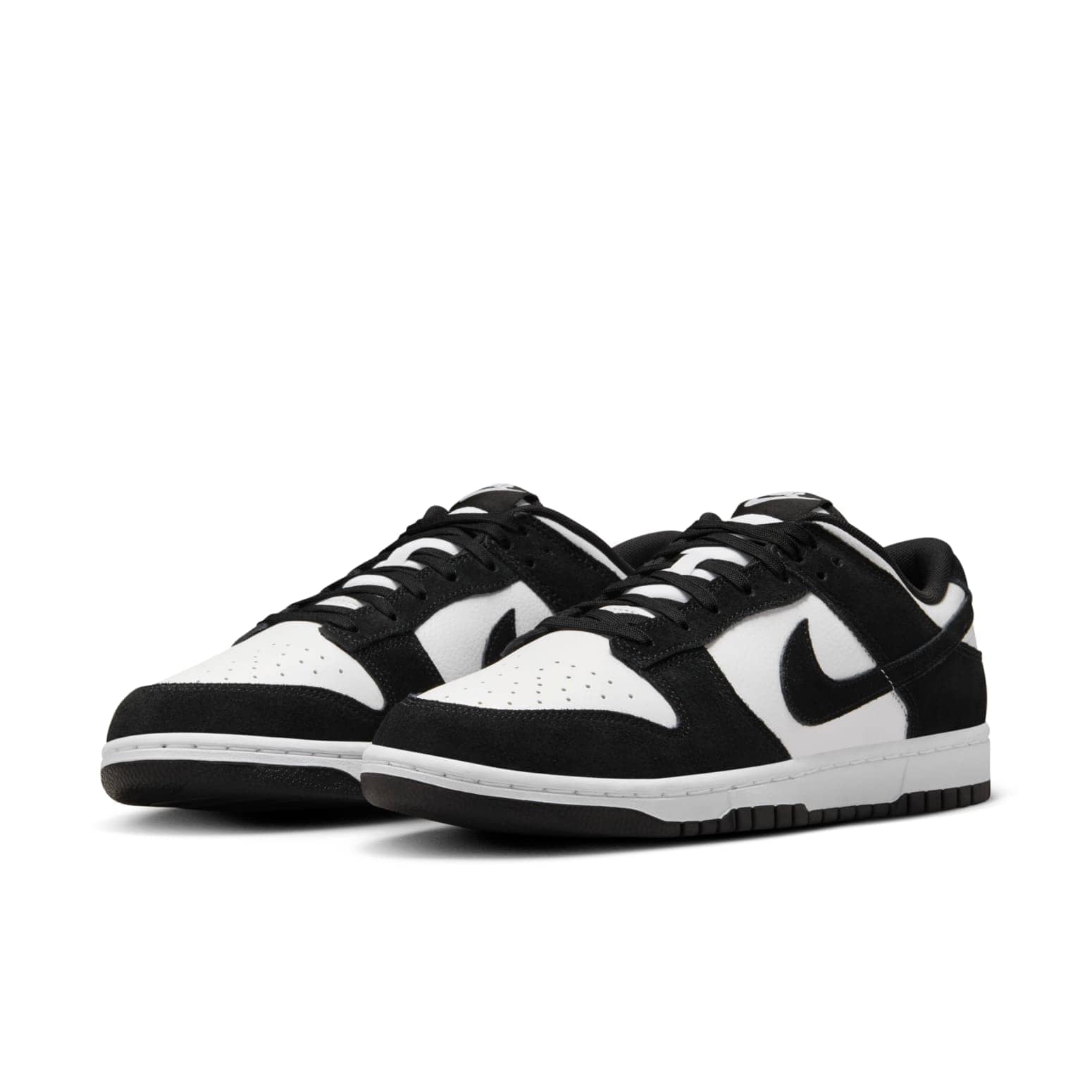 Nike Dunk Low Retro SE  Suede Panda