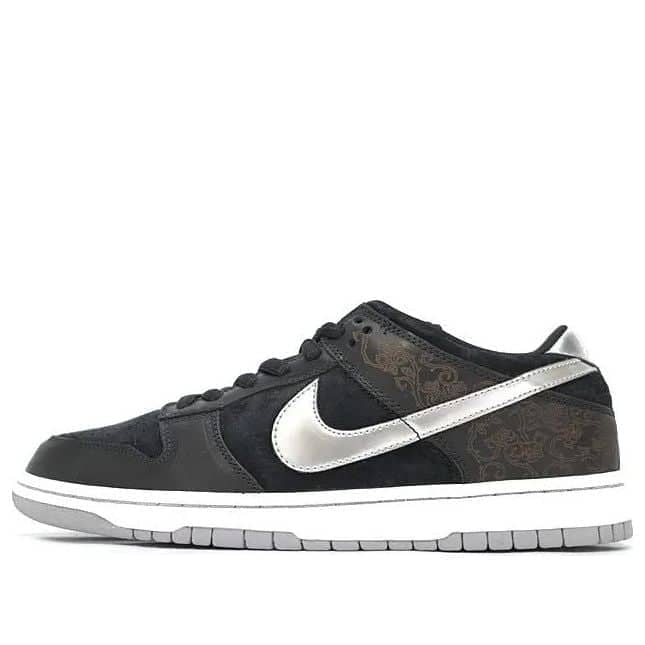Nike SB Dunk Low  Takashi 2