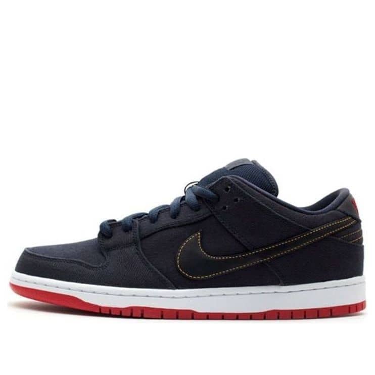Nike Dunk Low Pro SB QS  Levi s