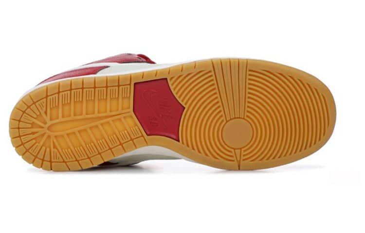 Nike Dunk Low Pro SB  Valentines Day