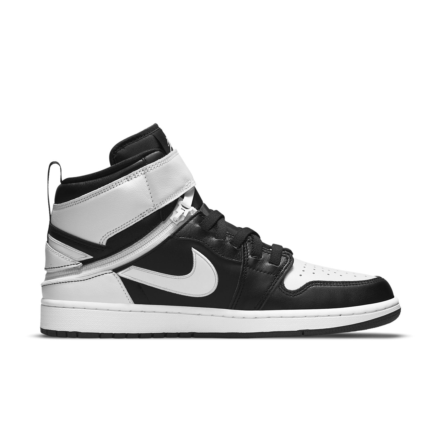Air Jordan 1 High FlyEase  Black White
