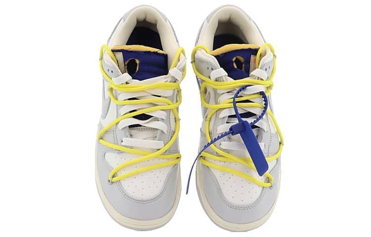 Nike x Off-White Dunk Low  Lot 27 of 50