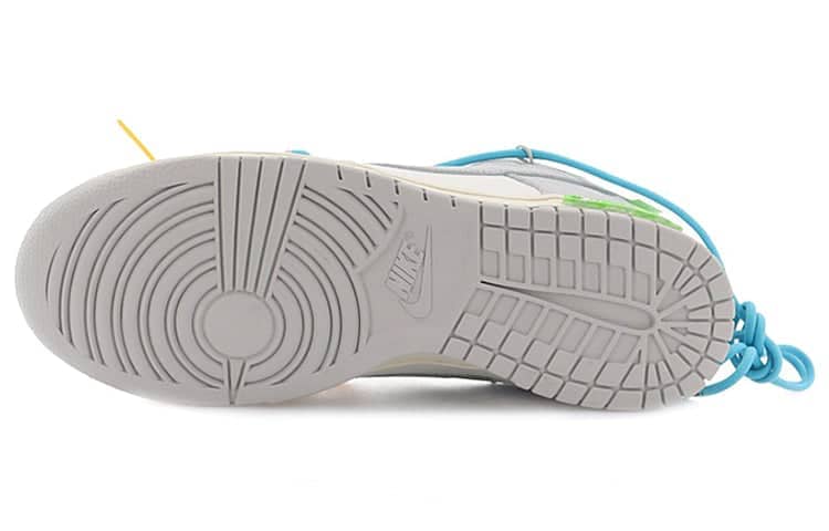 Nike x Off-White Dunk Low  Lot 02 of 50