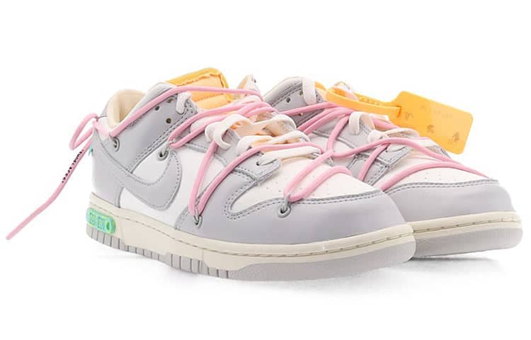 Nike x Off-White Dunk Low  Lot 09 of 50