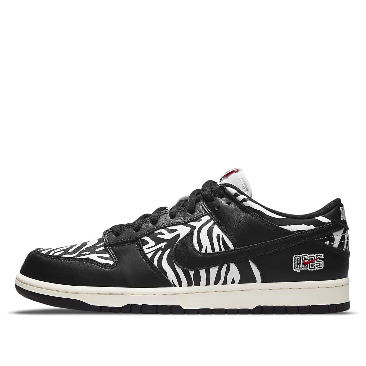 Nike X Quartersnacks SB Dunk Low  Little Debbies Zebra Cakes
