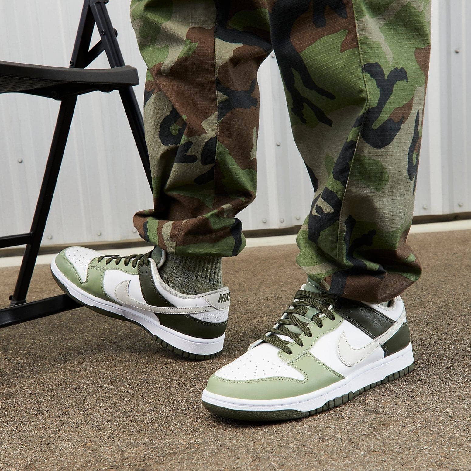 Nike Dunk Low  Oil Green Cargo Khaki