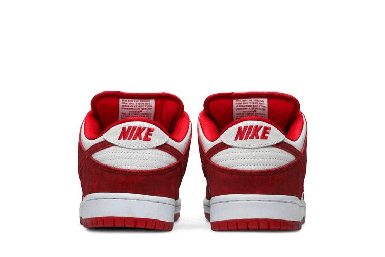 Nike Dunk Low Premium SB  Valentines Day