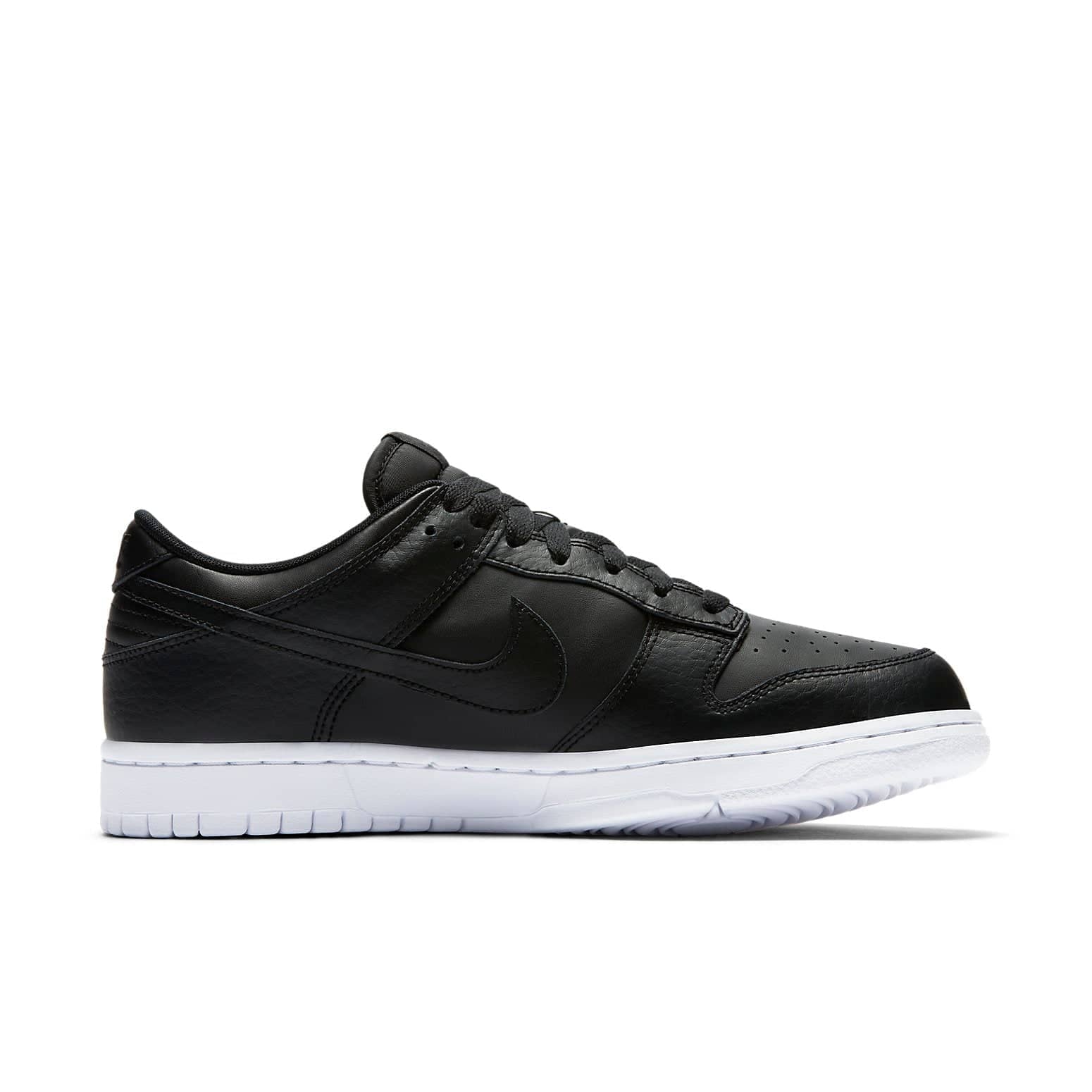 Nike Dunk Low  Black White