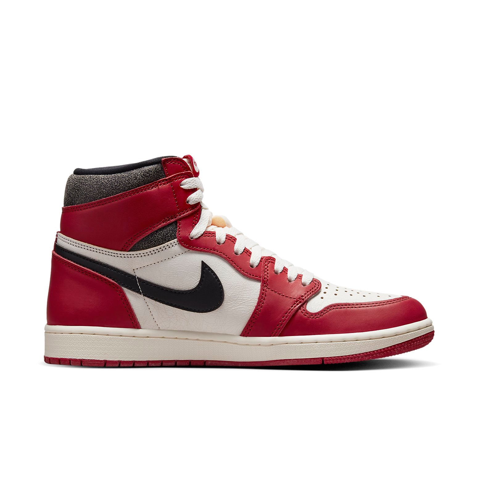 Air Jordan 1 Retro High OG  Chicago Lost   Found