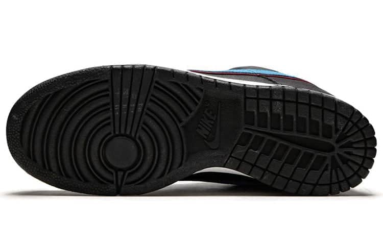 Nike Dunk Low Premium SB  Angels   Demons