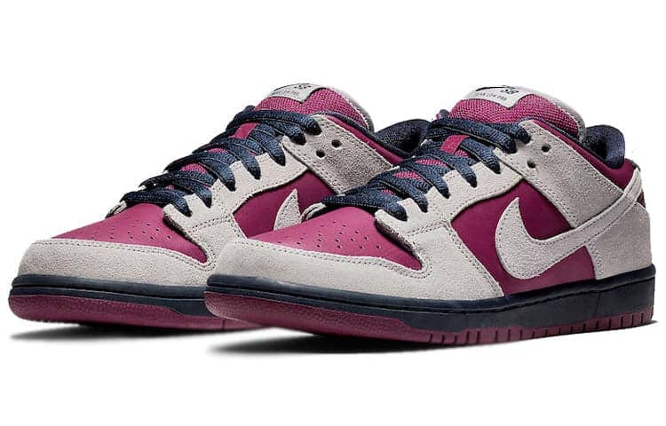 Nike SB Dunk Low  True Berry