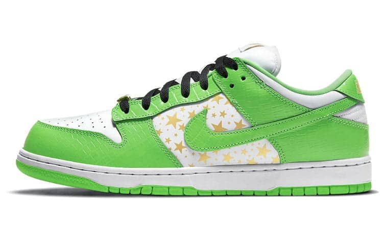Nike x Supreme SB Dunk Low OG QS  Mean Green
