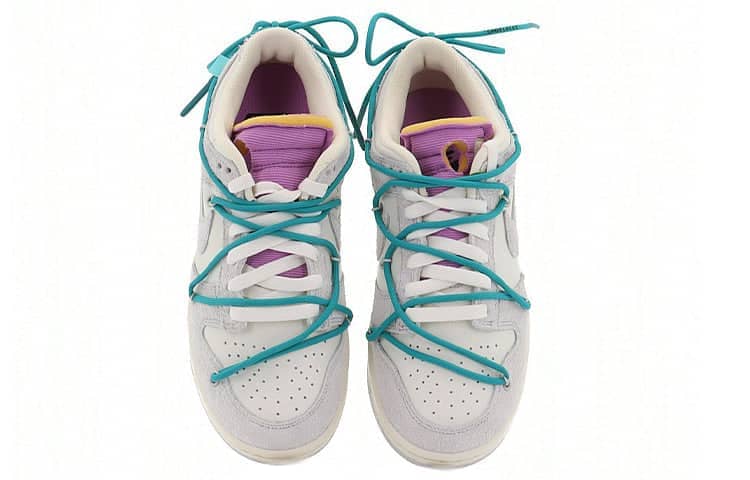 Nike x Off-White Dunk Low  Lot 36 of 50