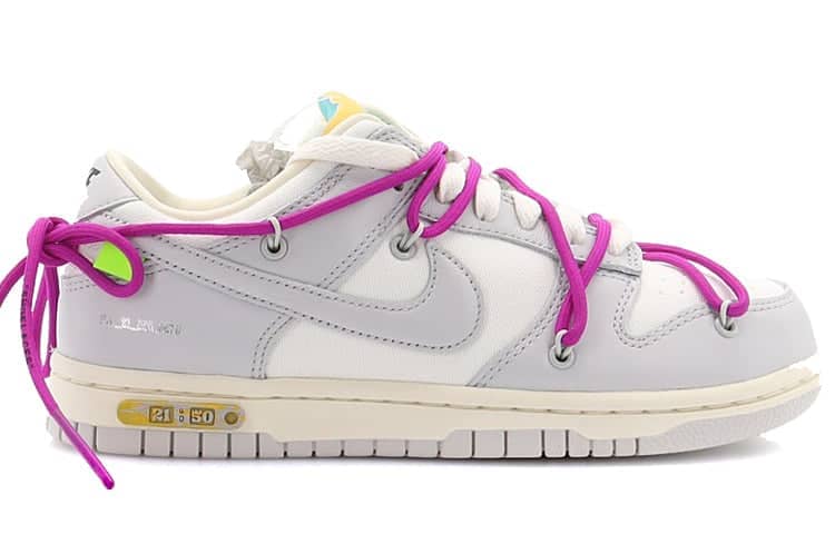 Nike x Off-White Dunk Low  Lot 21 of 50
