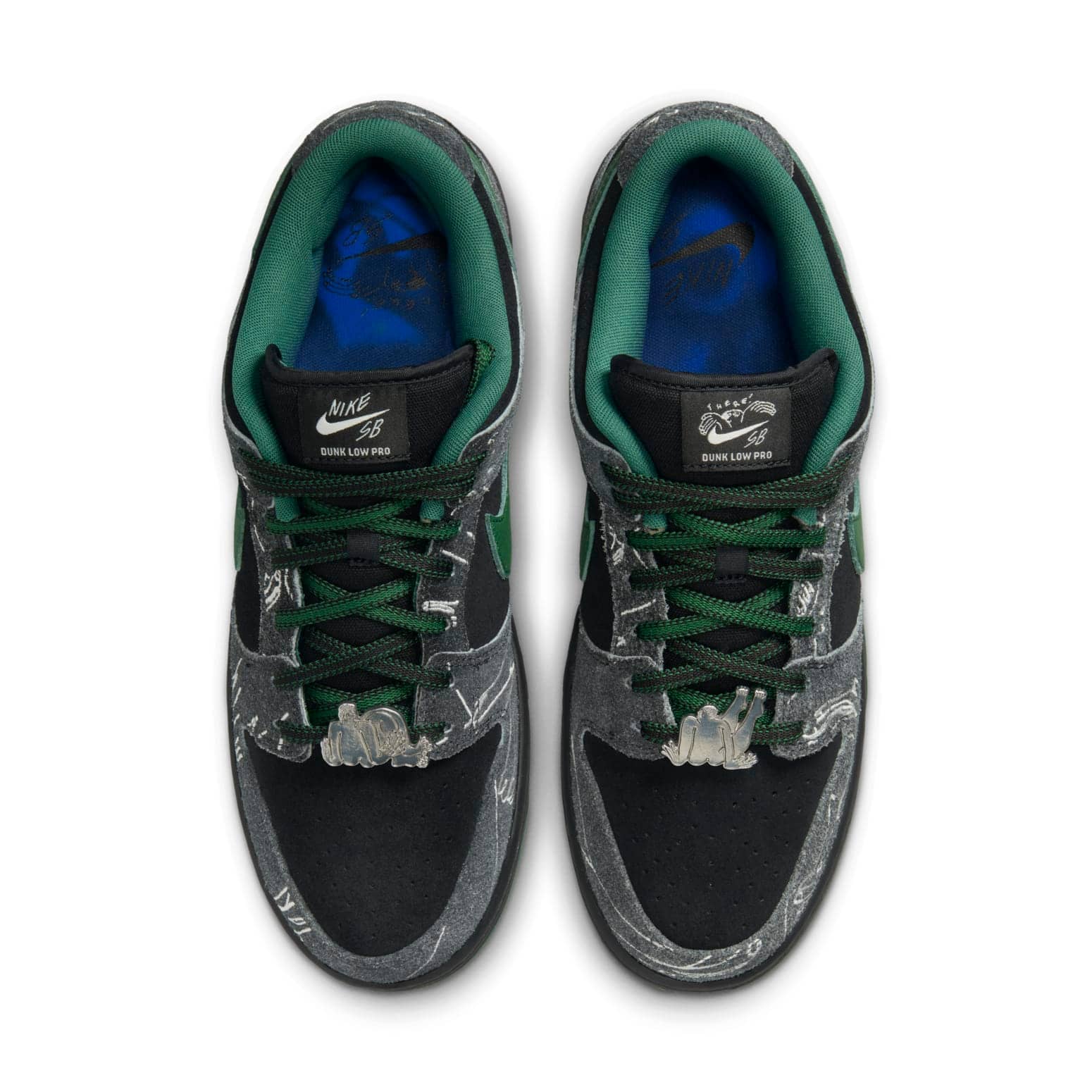 Nike x There Skateboard SB Dunk Low Pro  Anthracite Gorge Green